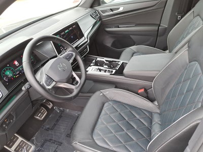 2024 Volkswagen Atlas Cross Sport 2.0T SEL Premium R-Line