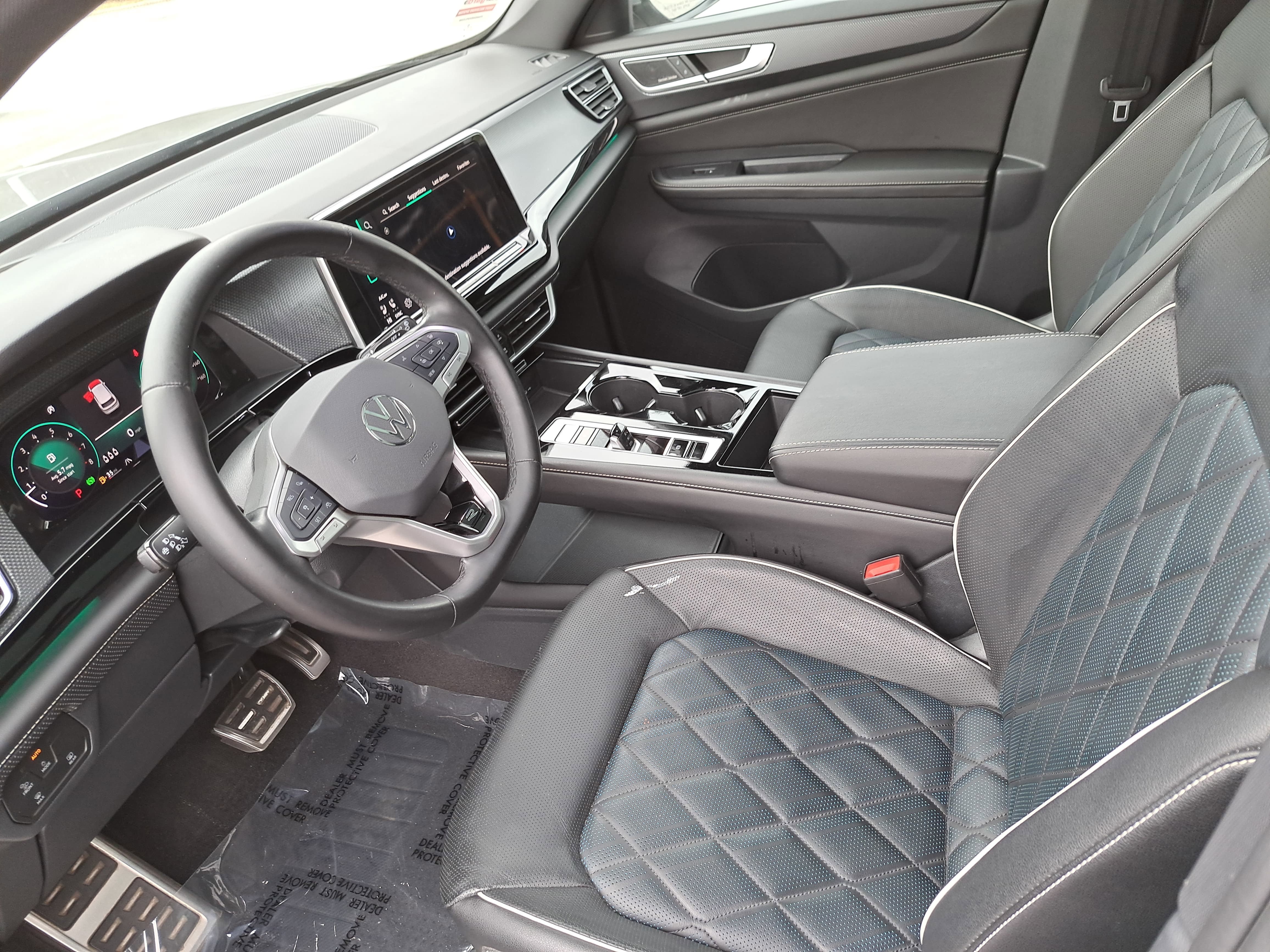 2024 Volkswagen Atlas Cross Sport 2.0T SEL Premium R-Line