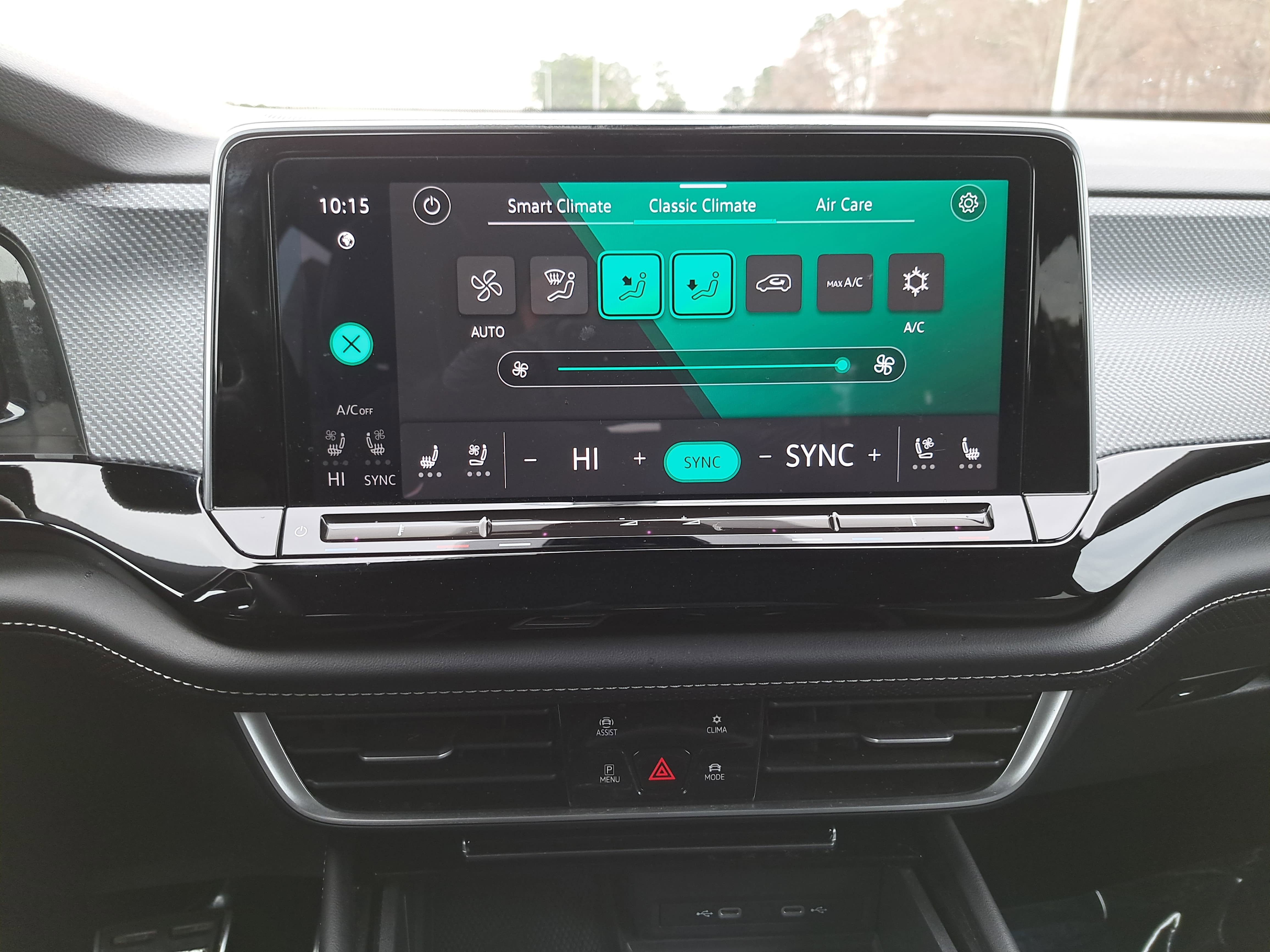 2024 Volkswagen Atlas Cross Sport 2.0T SEL Premium R-Line