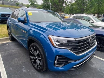 2025 Volkswagen Atlas Cross Sport 2.0T SEL Premium R-Line