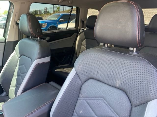 2024 Volkswagen Atlas 2.0T Peak Edition SEL