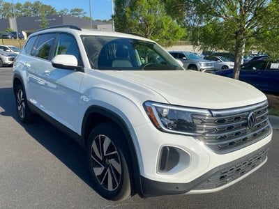 2025 Volkswagen Atlas 2.0T SE w/Technology