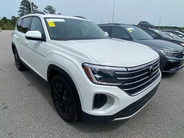 2025 Volkswagen Atlas 2.0T SE w/Technology