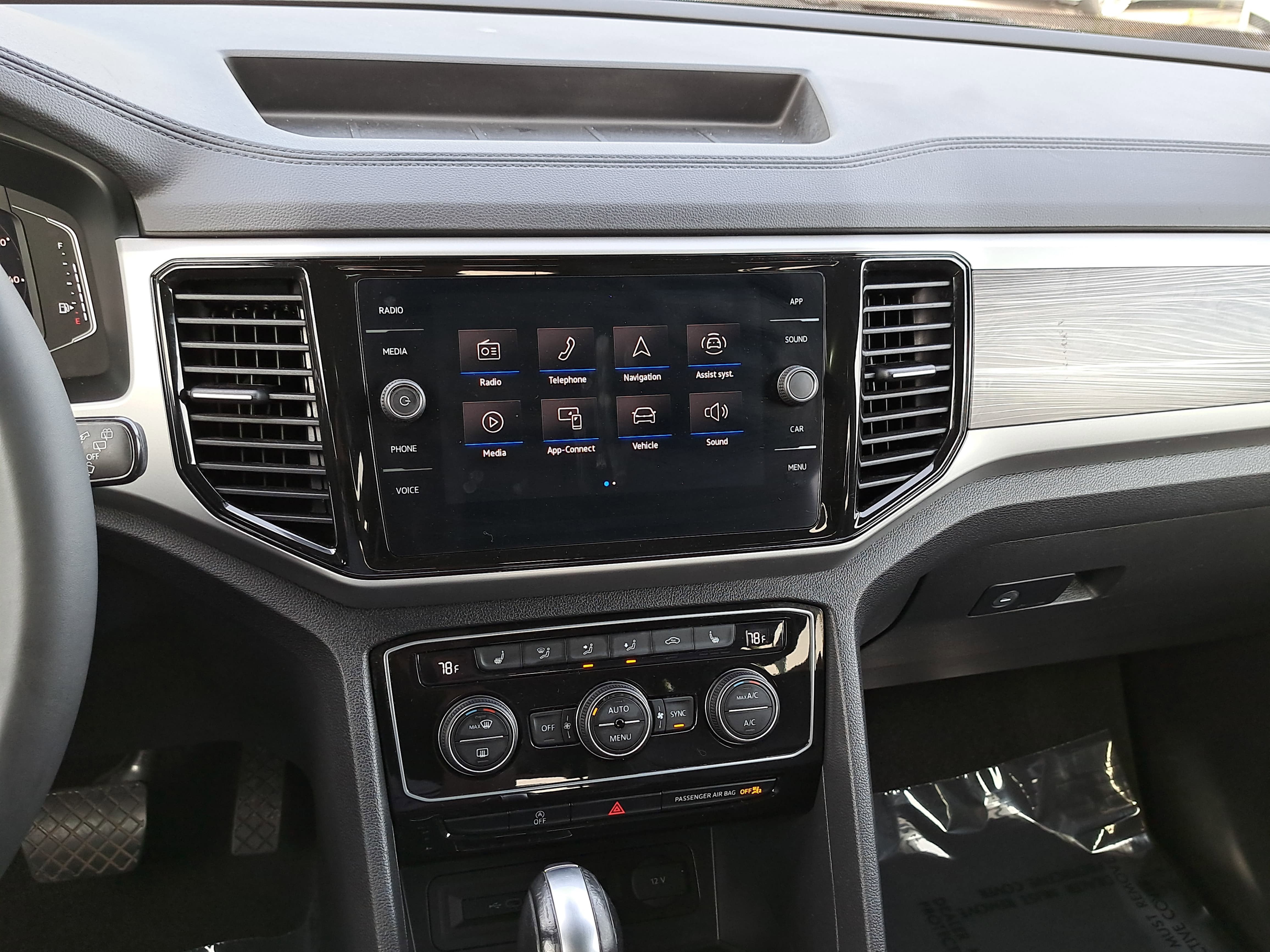 2023 Volkswagen Atlas Cross Sport 3.6L V6 SE w/Technology