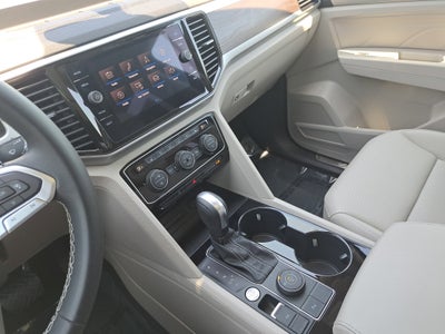 2023 Volkswagen Atlas 3.6L V6 SE w/Technology