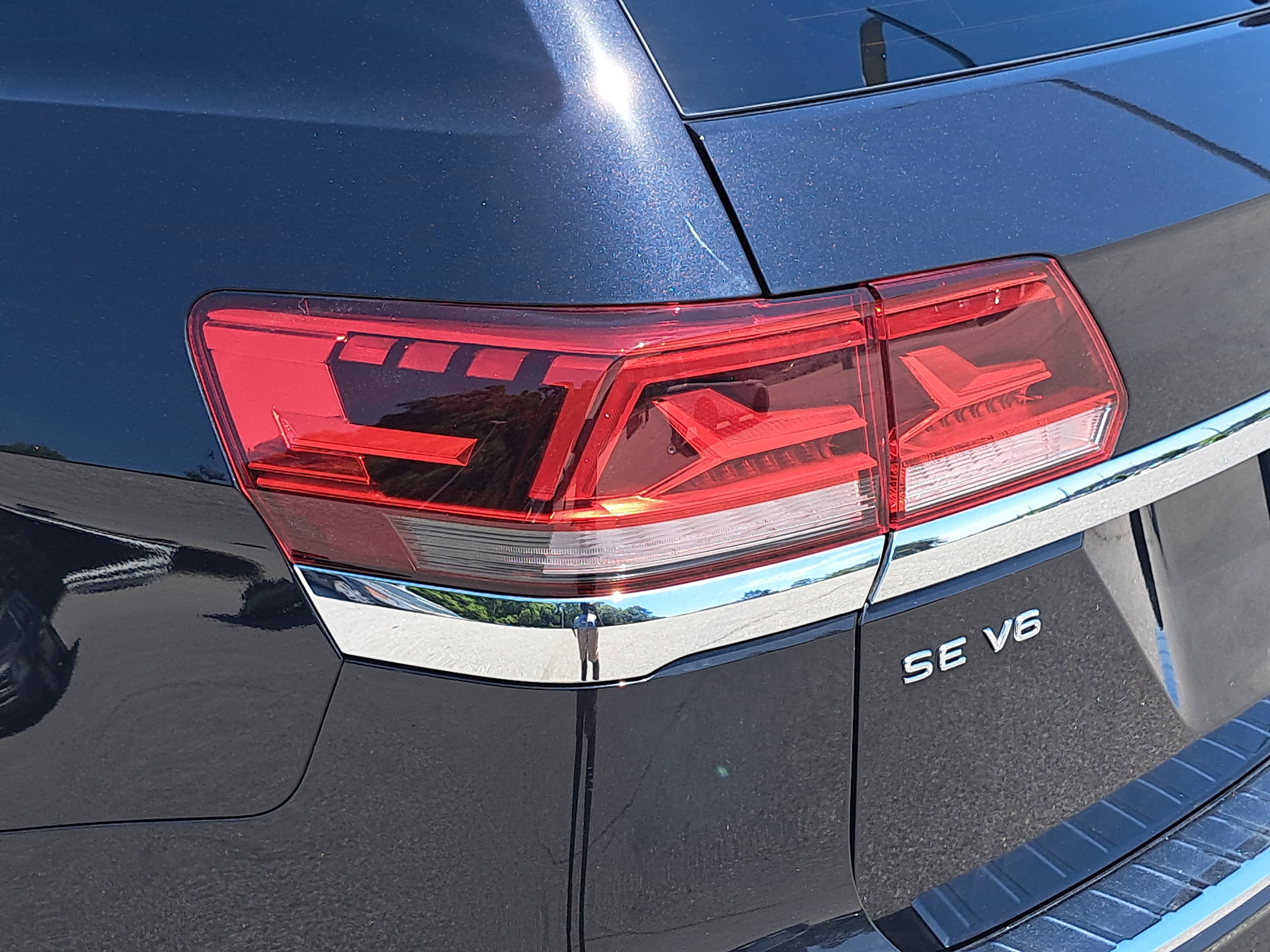 2023 Volkswagen Atlas 3.6L V6 SE w/Technology