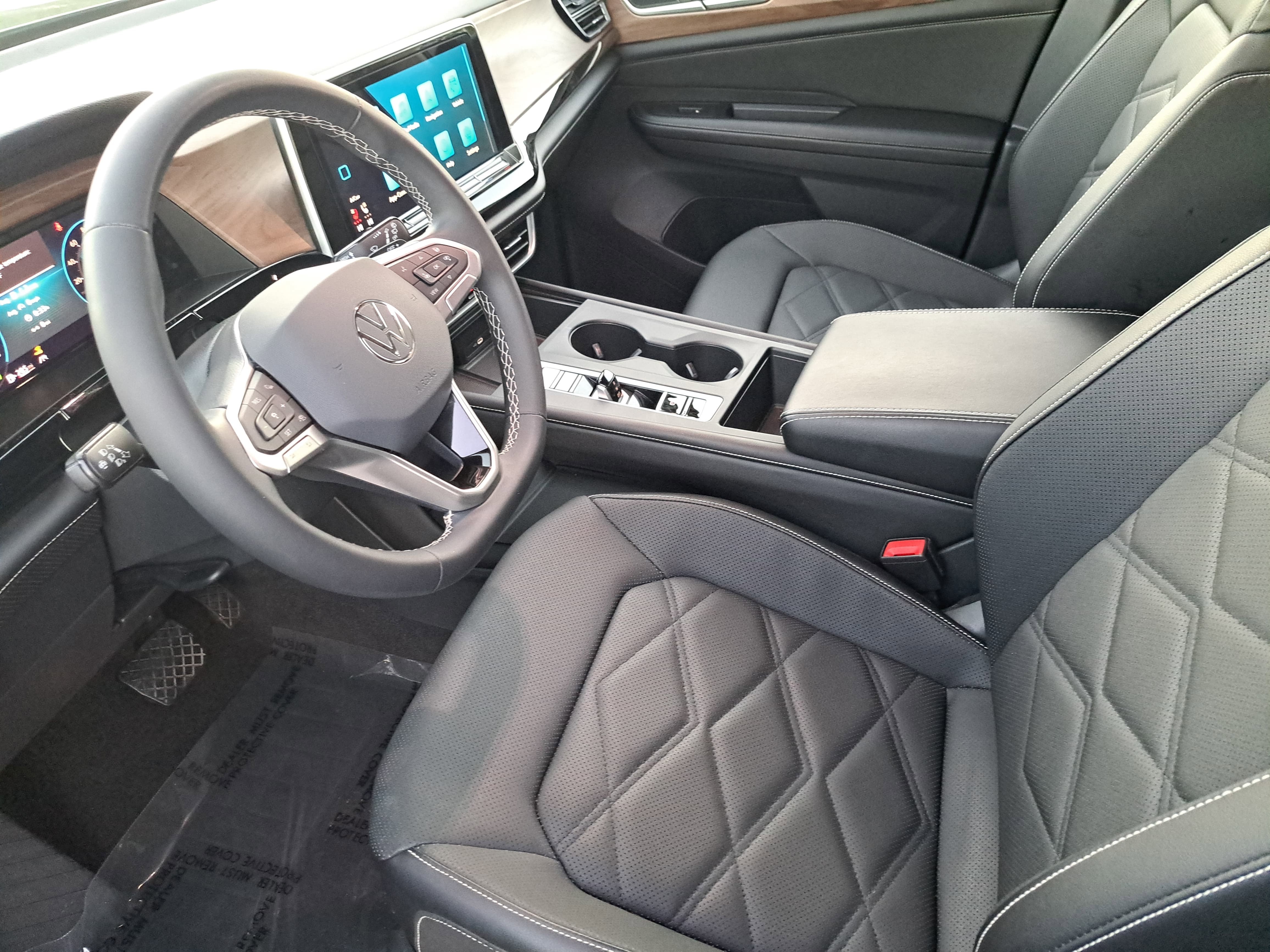 2024 Volkswagen Atlas 2.0T SE