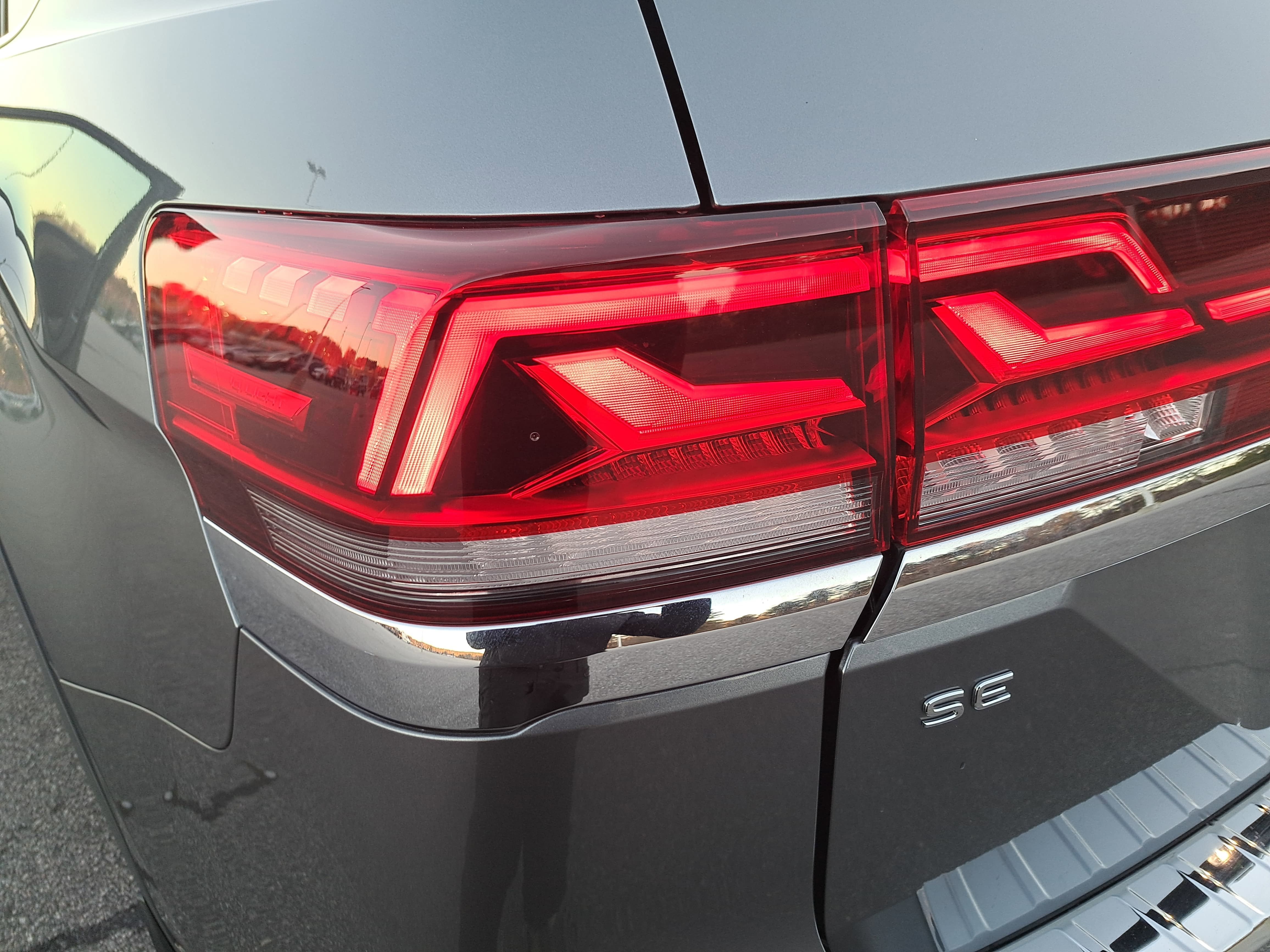 2024 Volkswagen Atlas 2.0T SE