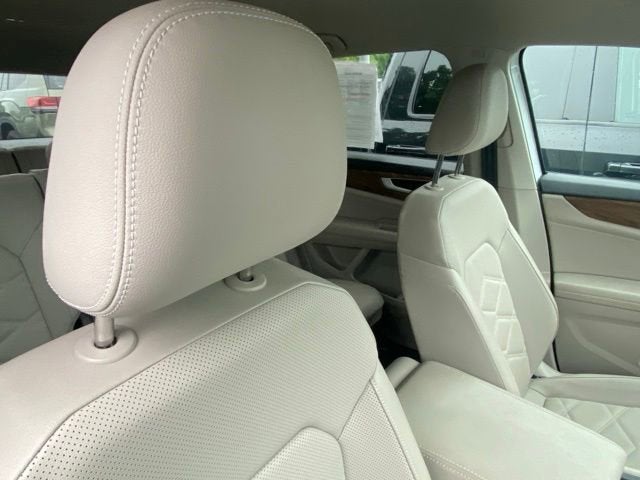2025 Volkswagen Atlas 2.0T SE