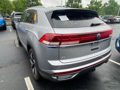 2025 Volkswagen Atlas Cross Sport 2.0T SE w/Technology