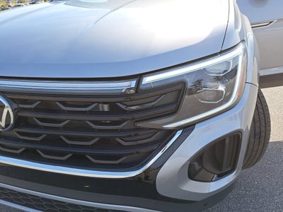 2025 Volkswagen Atlas Cross Sport 2.0T SE w/Technology