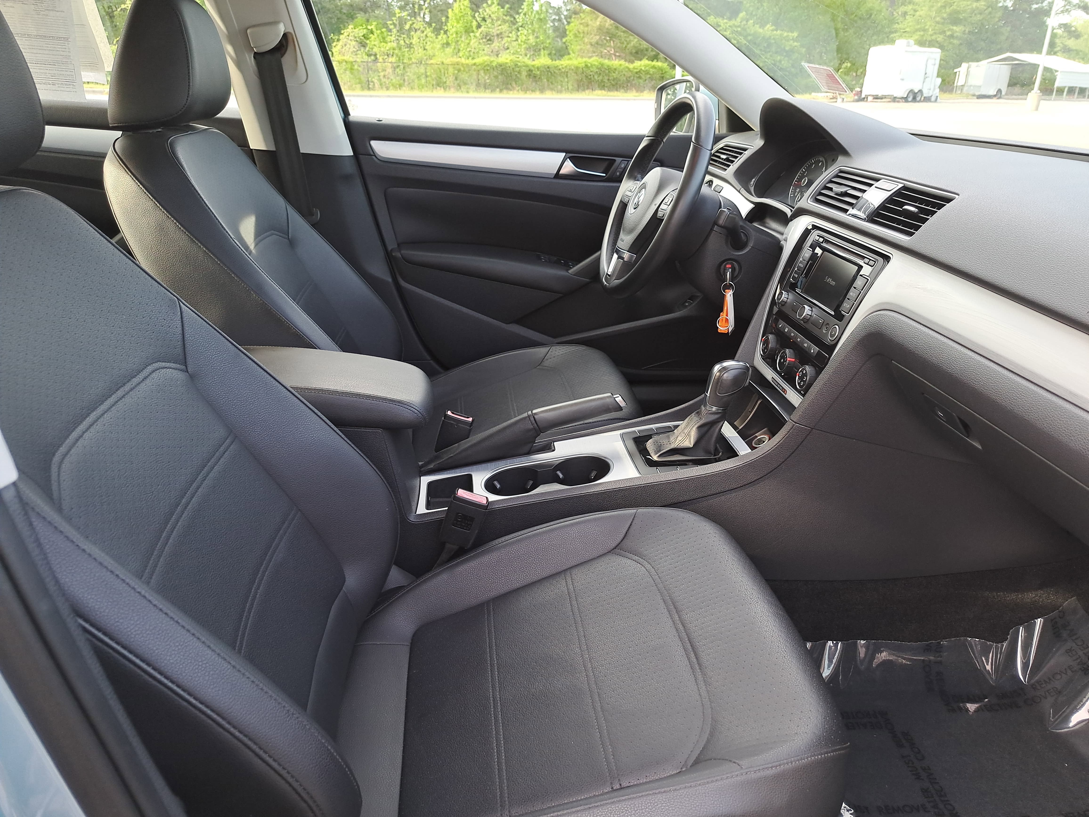 2013 Volkswagen Passat 2.5 SE