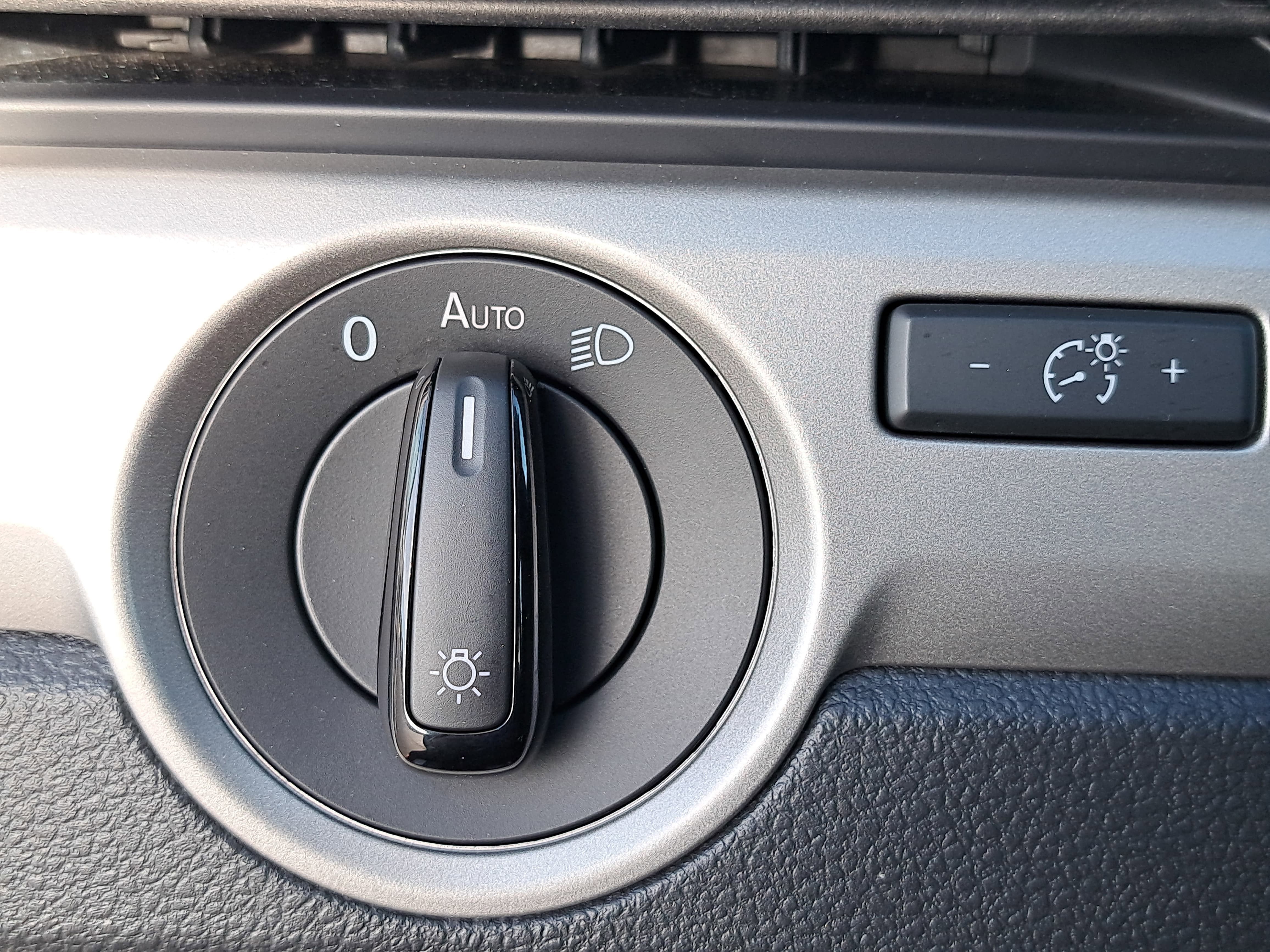 2020 Volkswagen Passat 2.0T SE