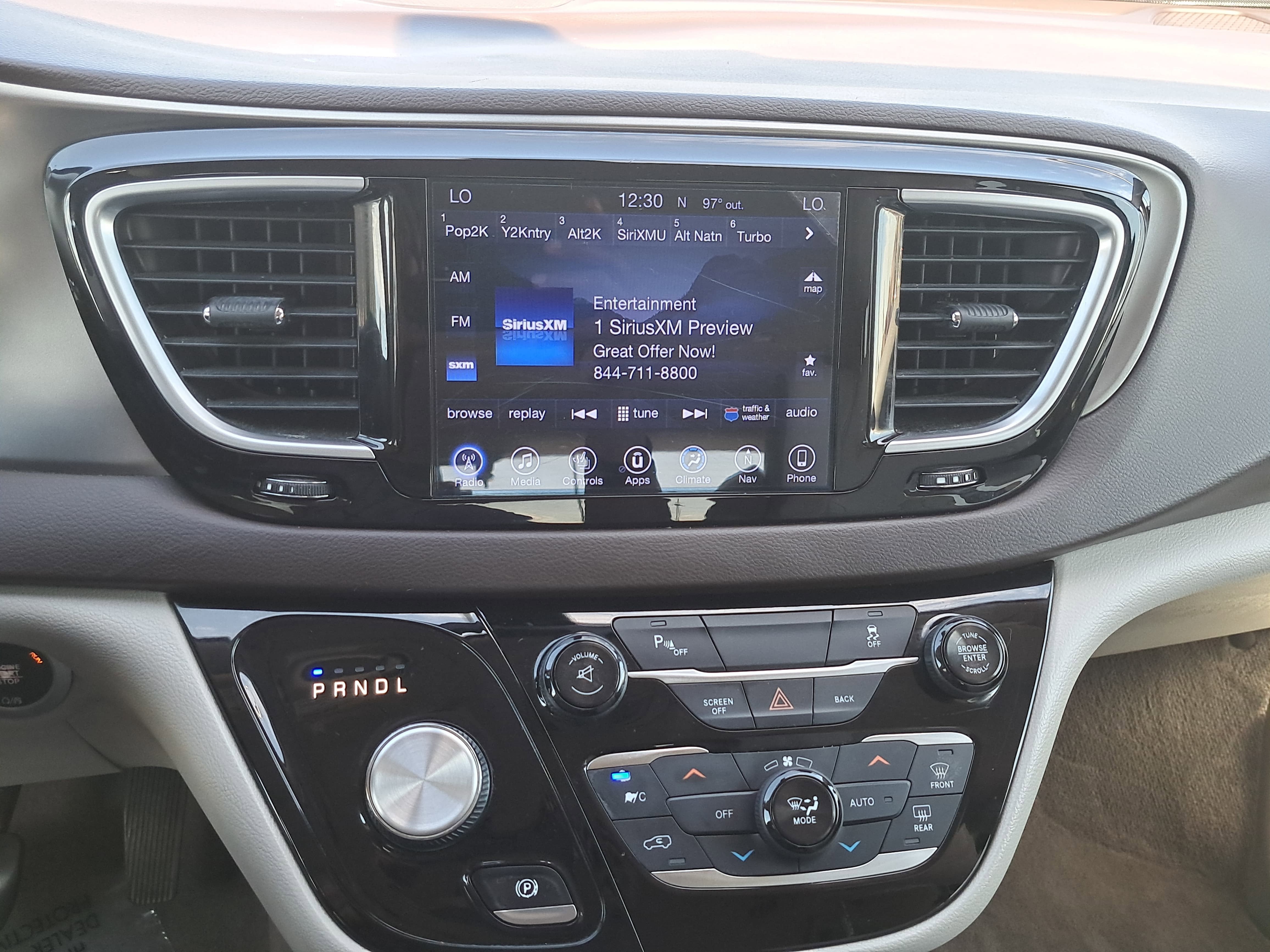 2017 Chrysler Pacifica Touring-L Plus