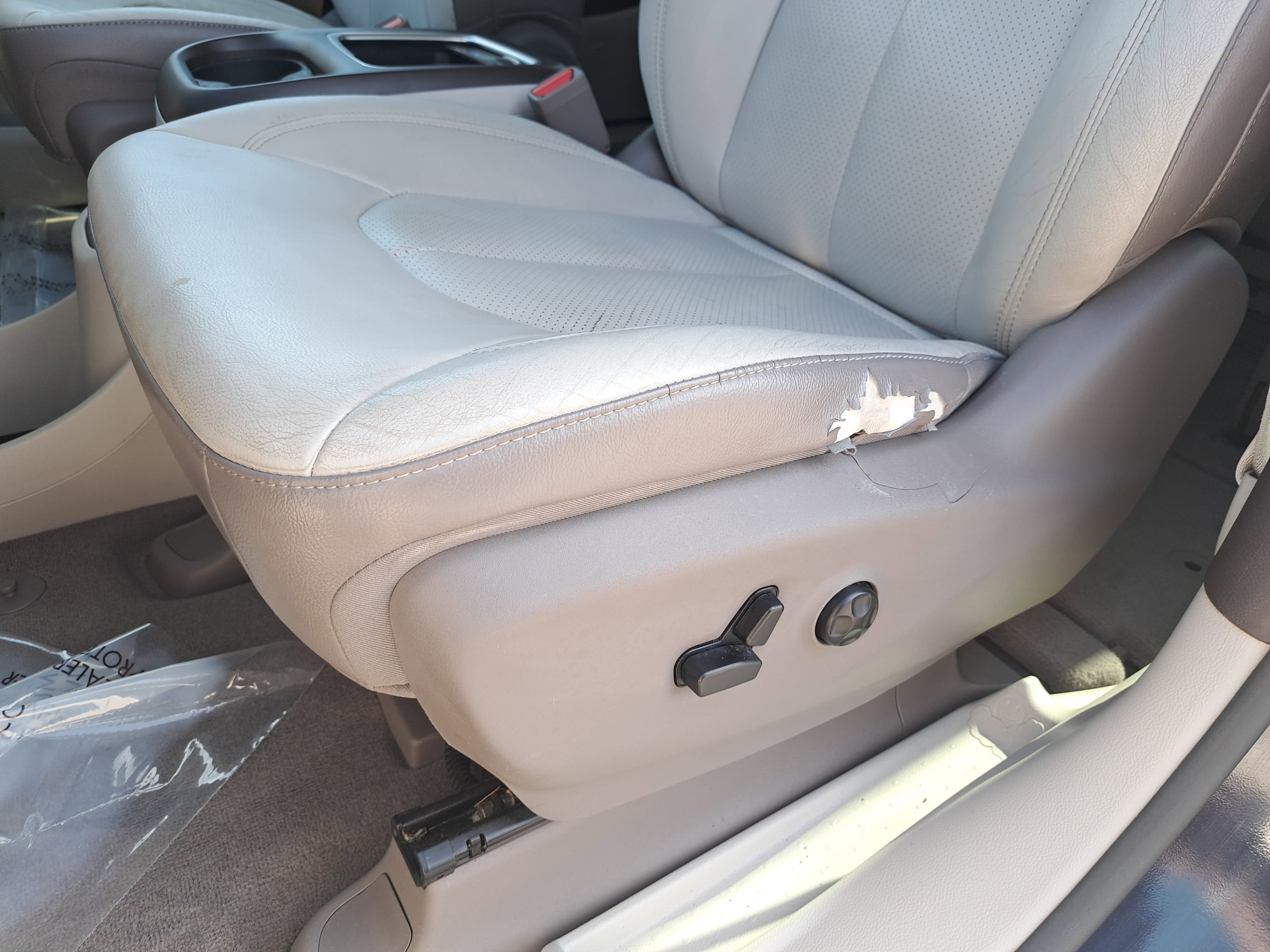 2017 Chrysler Pacifica Touring-L Plus