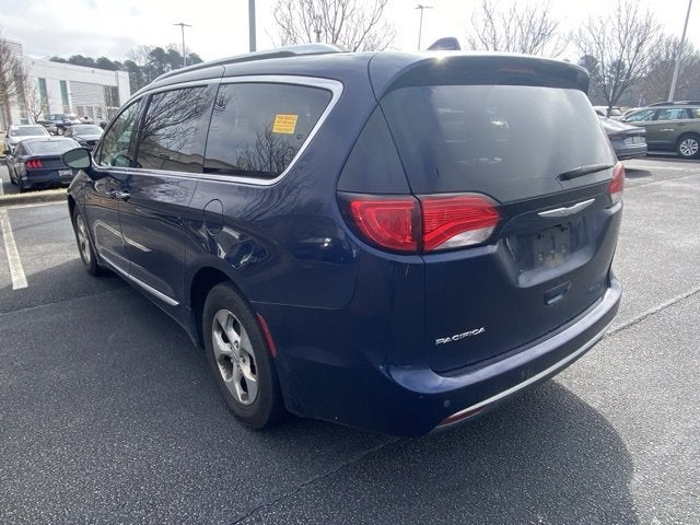 2017 Chrysler Pacifica Touring-L Plus