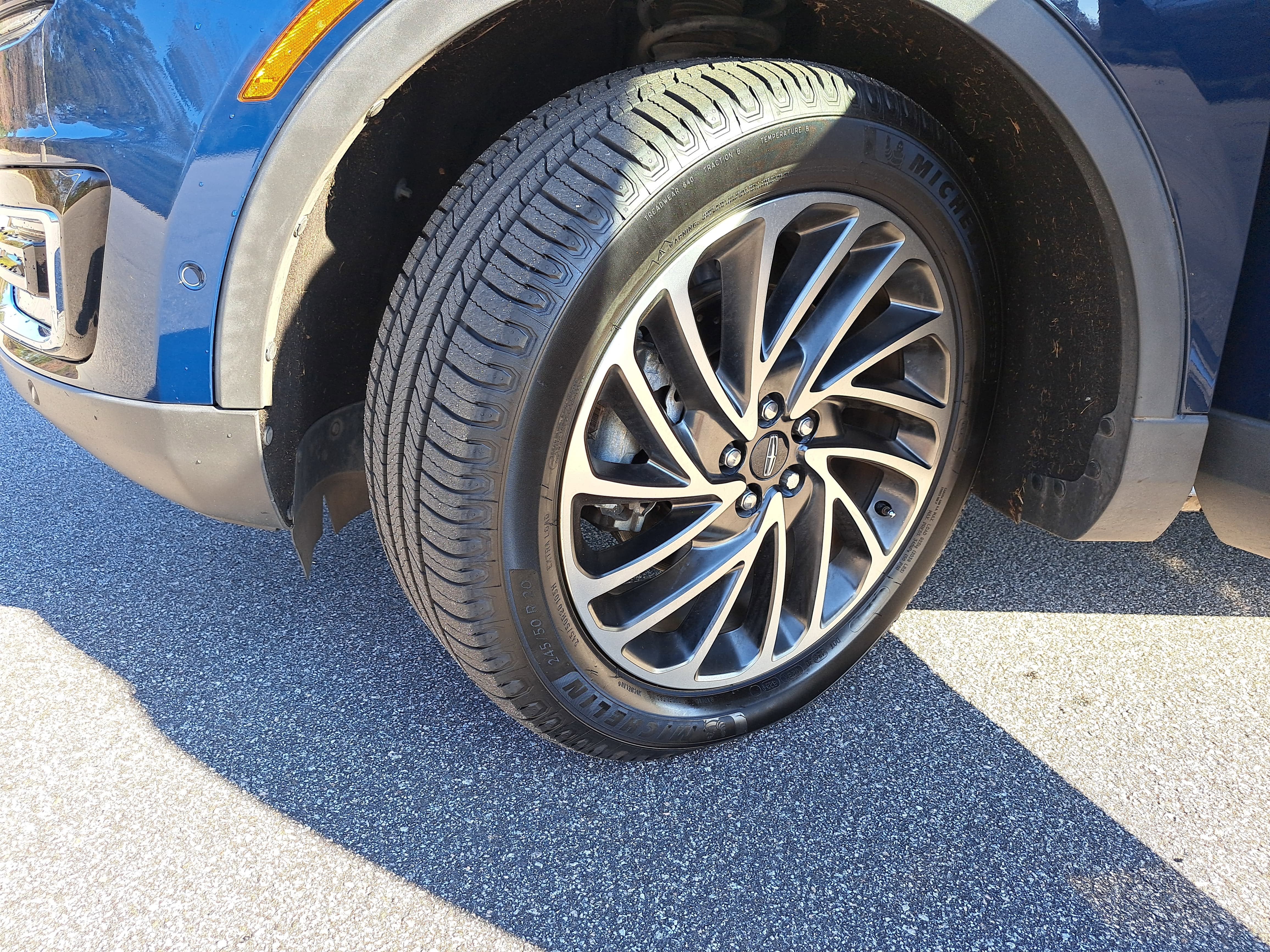 2020 Lincoln Nautilus Reserve