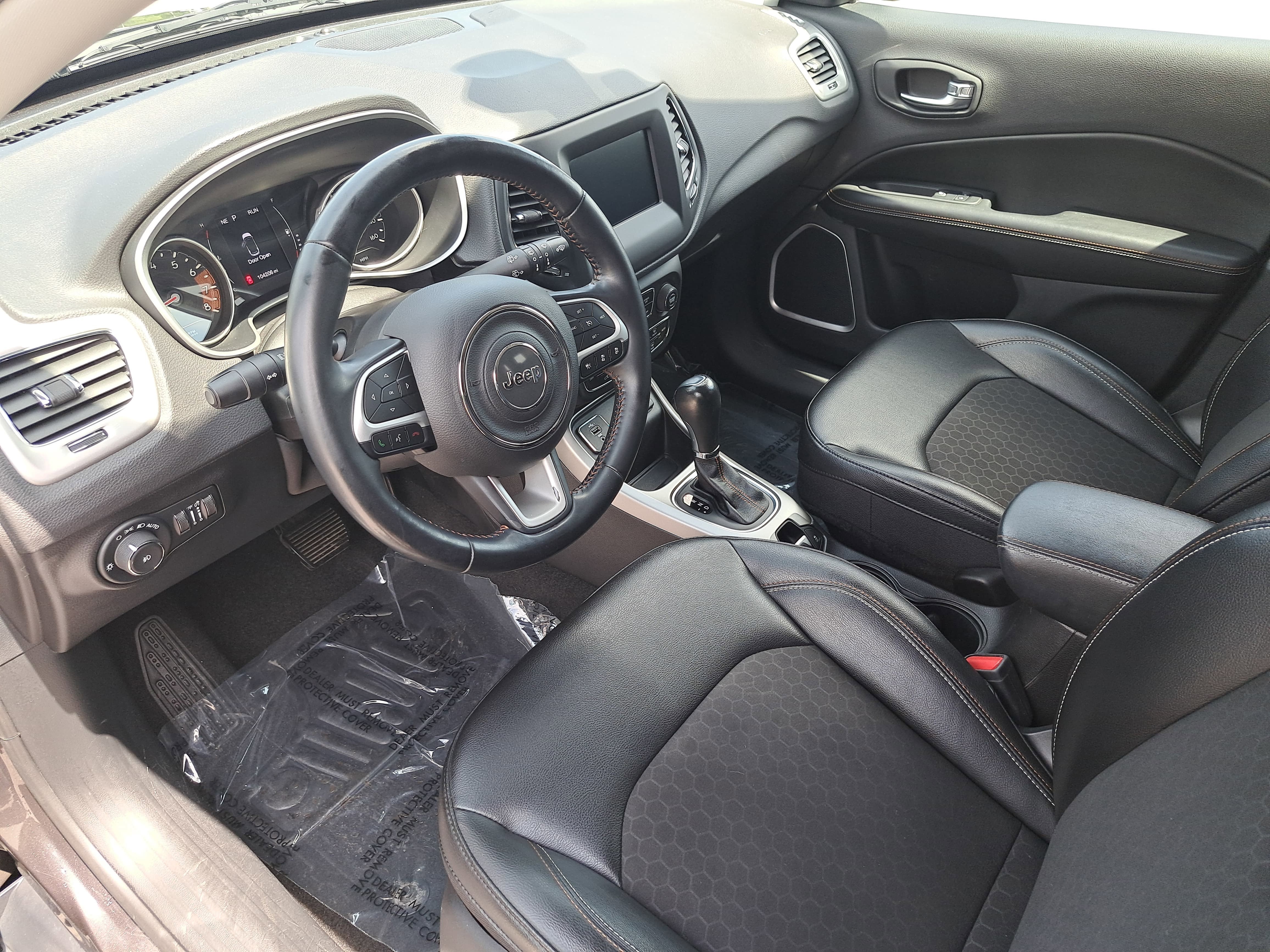2020 Jeep Compass Latitude w/Sun/Safety Pkg