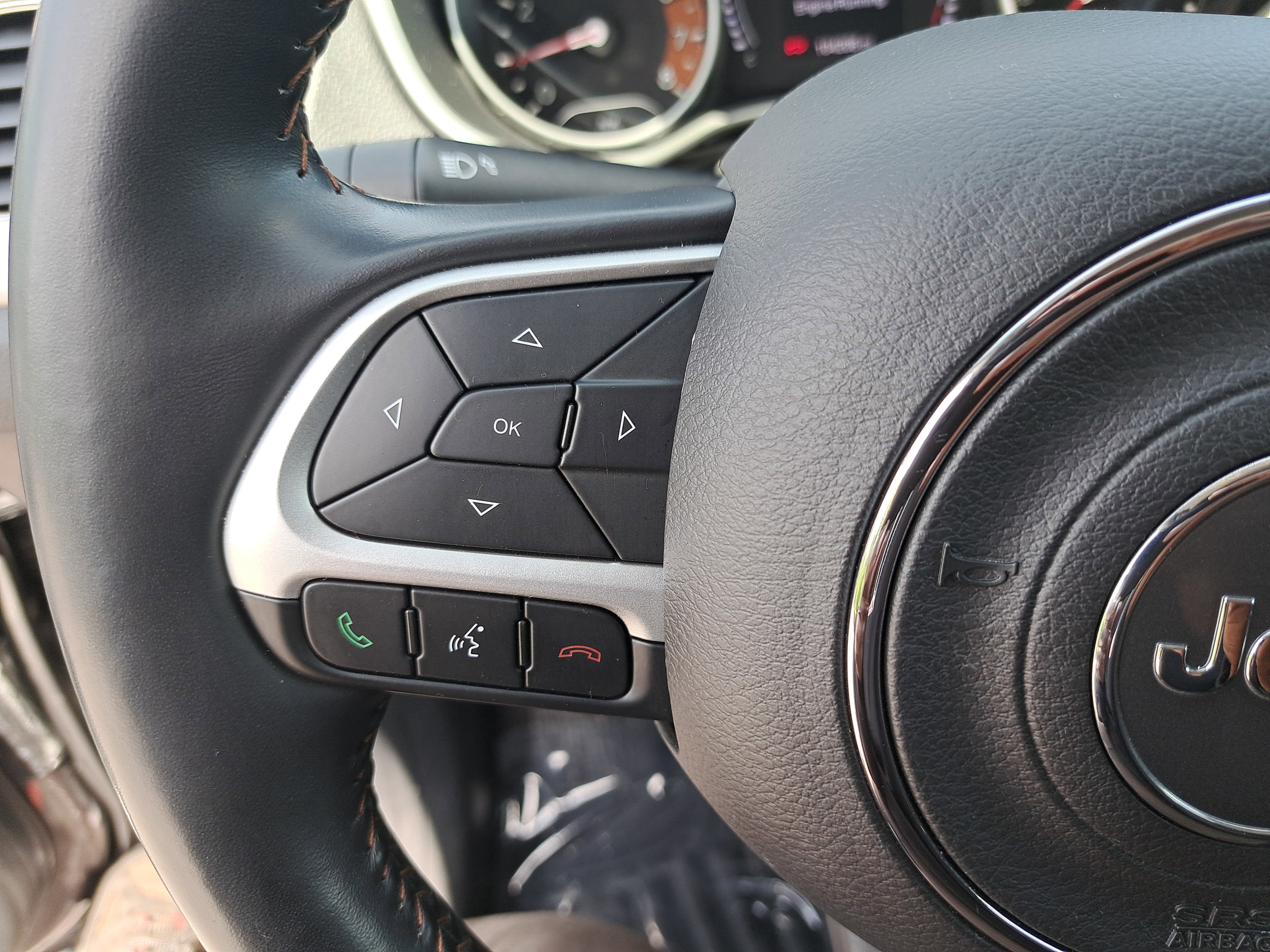 2020 Jeep Compass Latitude w/Sun/Safety Pkg