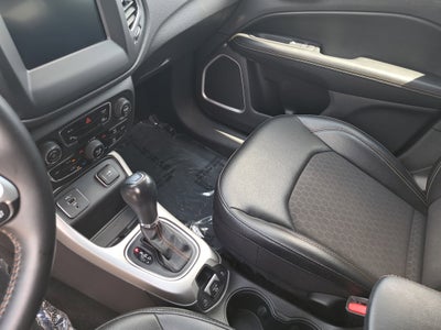 2020 Jeep Compass Latitude w/Sun/Safety Pkg