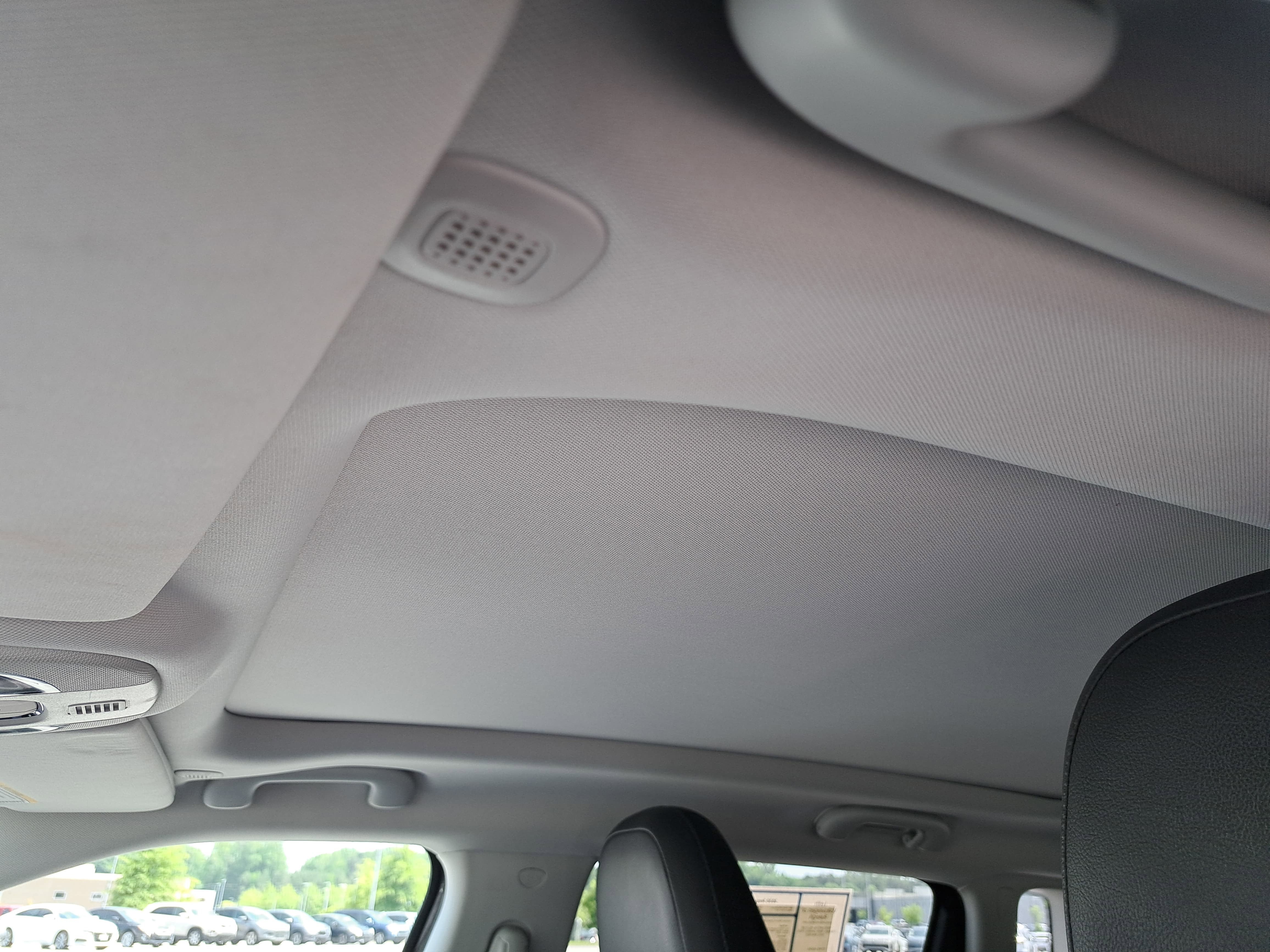 2020 Jeep Compass Latitude w/Sun/Safety Pkg