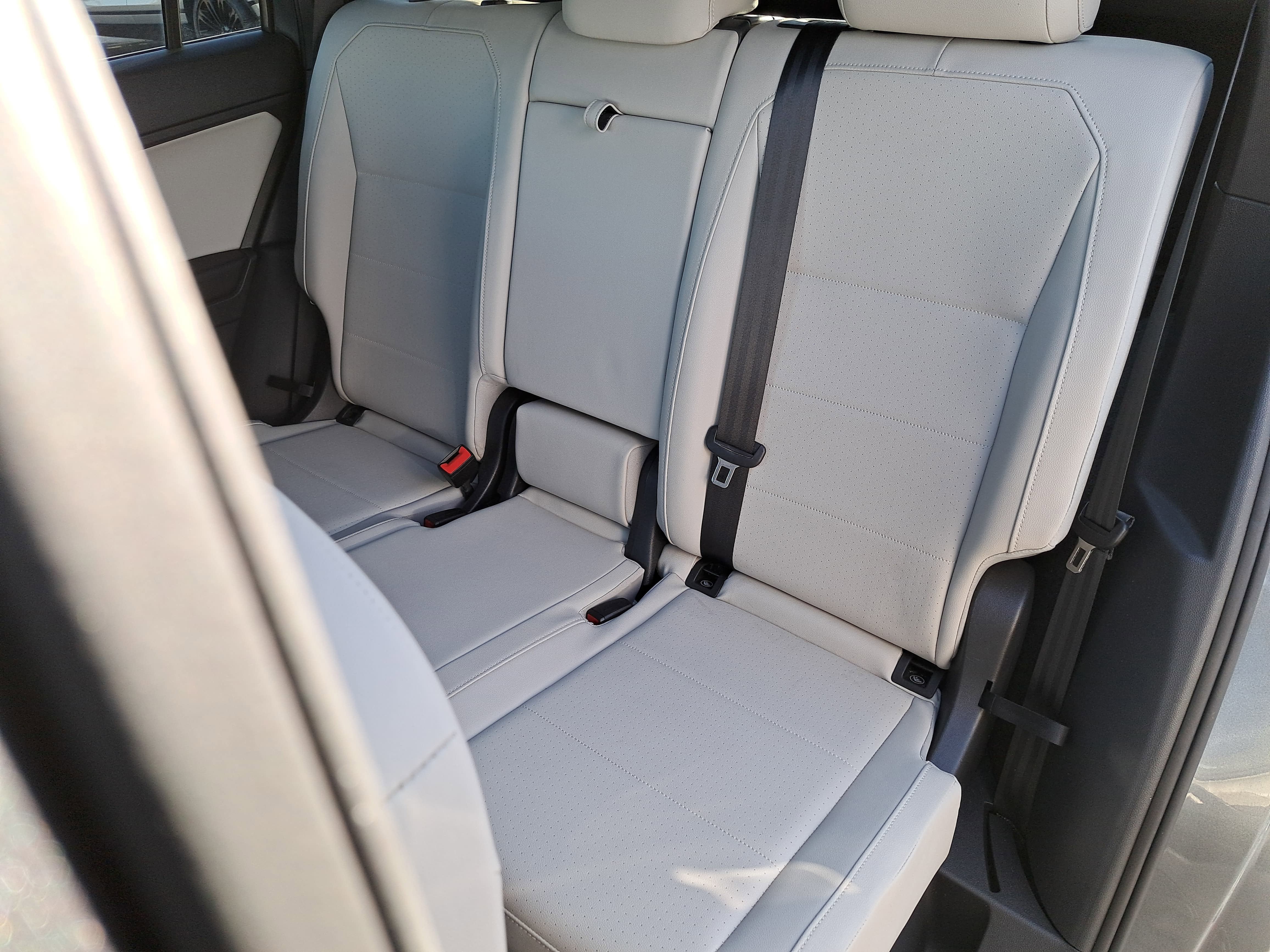 2020 Volkswagen Tiguan SE R-Line Black