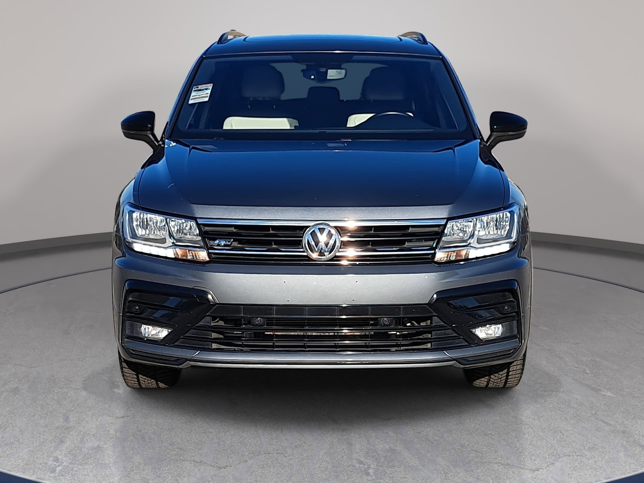 2020 Volkswagen Tiguan SE R-Line Black
