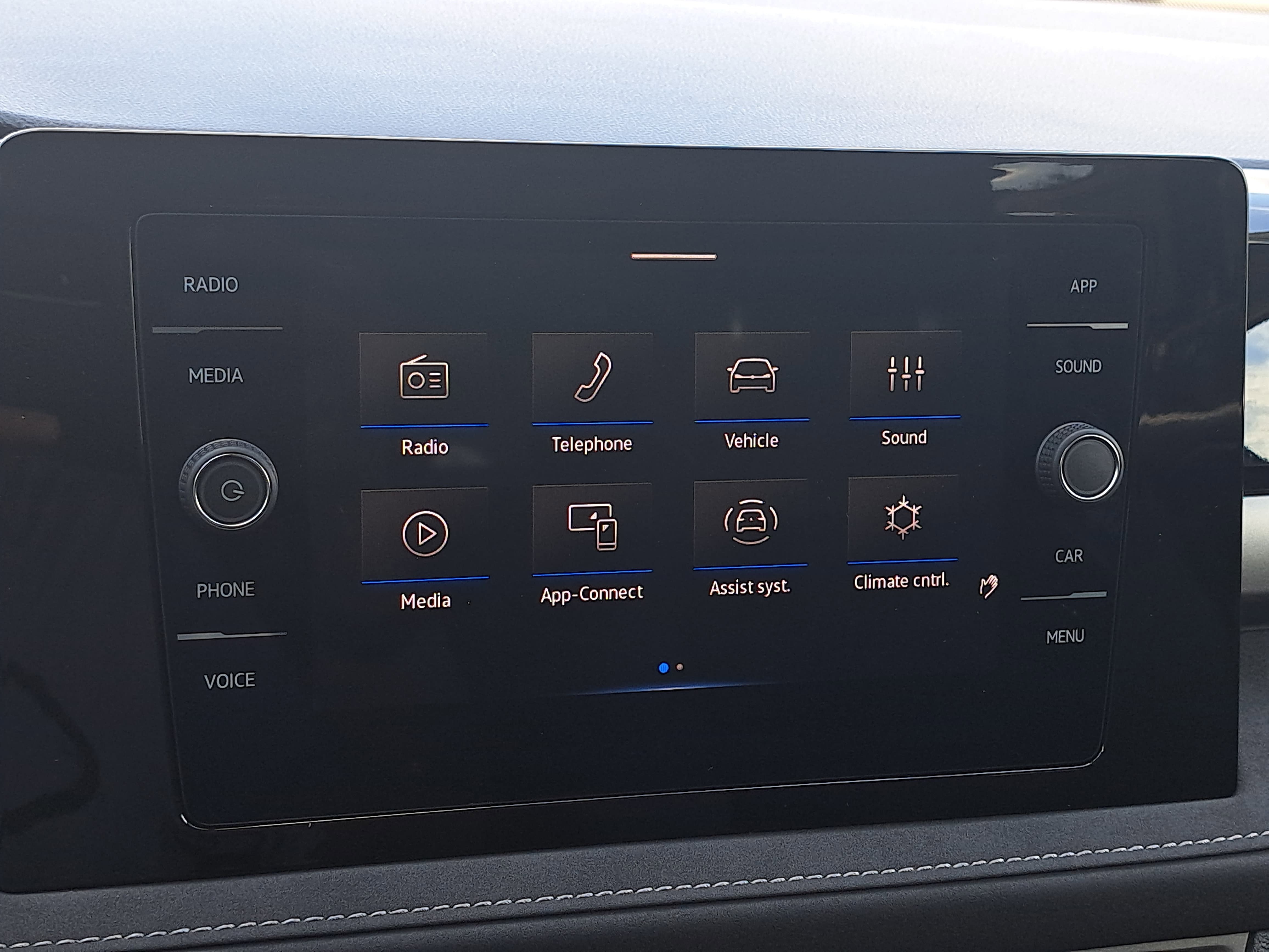 2025 Volkswagen Taos SE Black