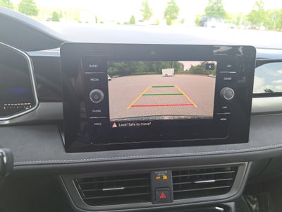 2025 Volkswagen Taos SE Black