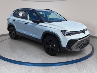 2025 Volkswagen Taos SE Black