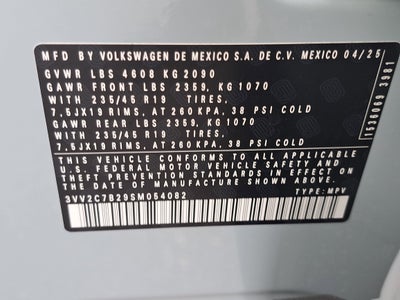 2025 Volkswagen Taos SE Black