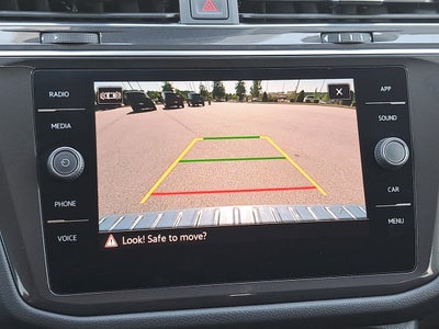 2022 Volkswagen Tiguan SE