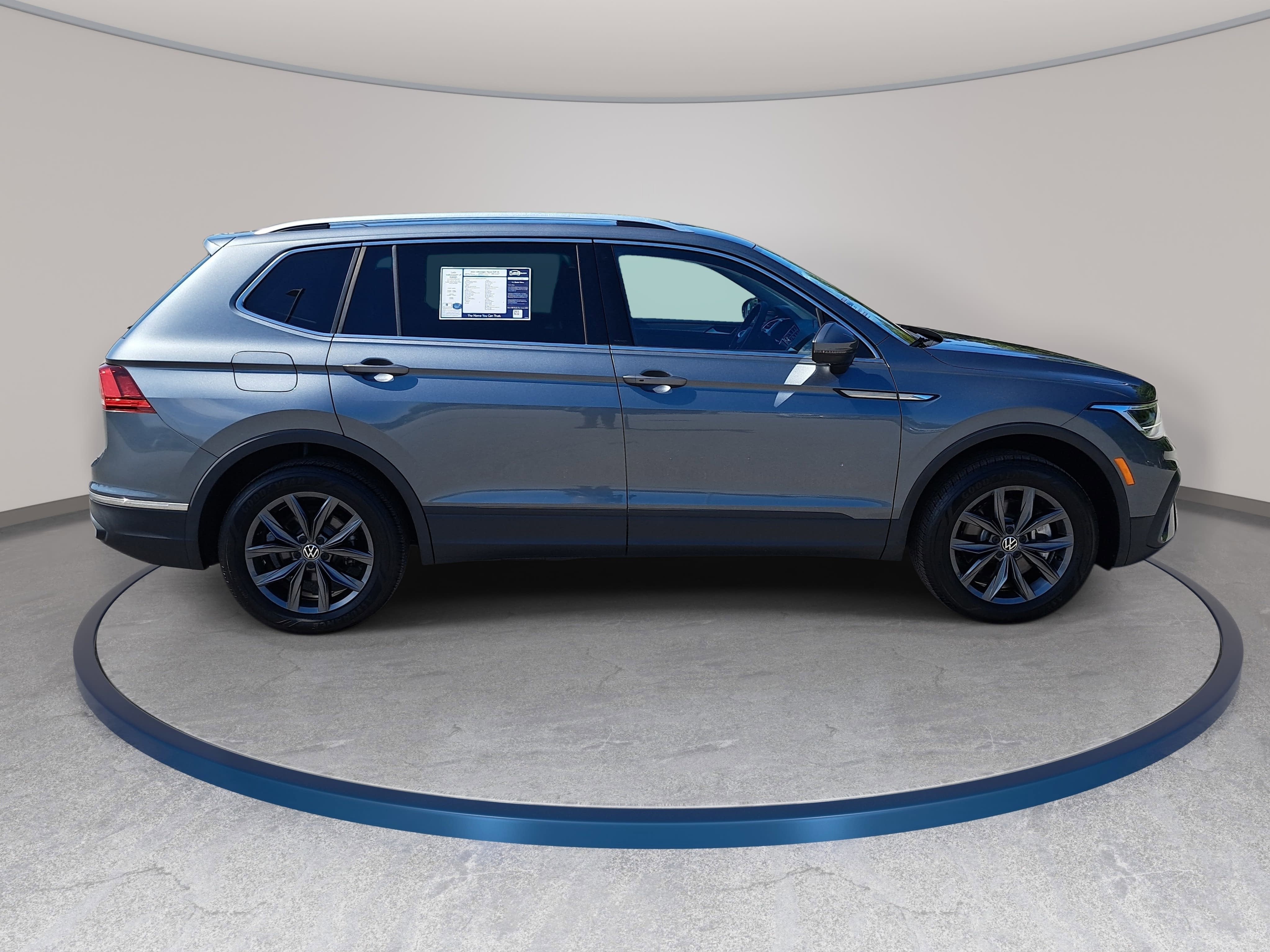 2022 Volkswagen Tiguan SE