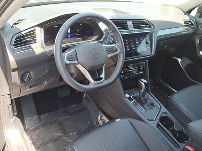 2023 Volkswagen Tiguan SE