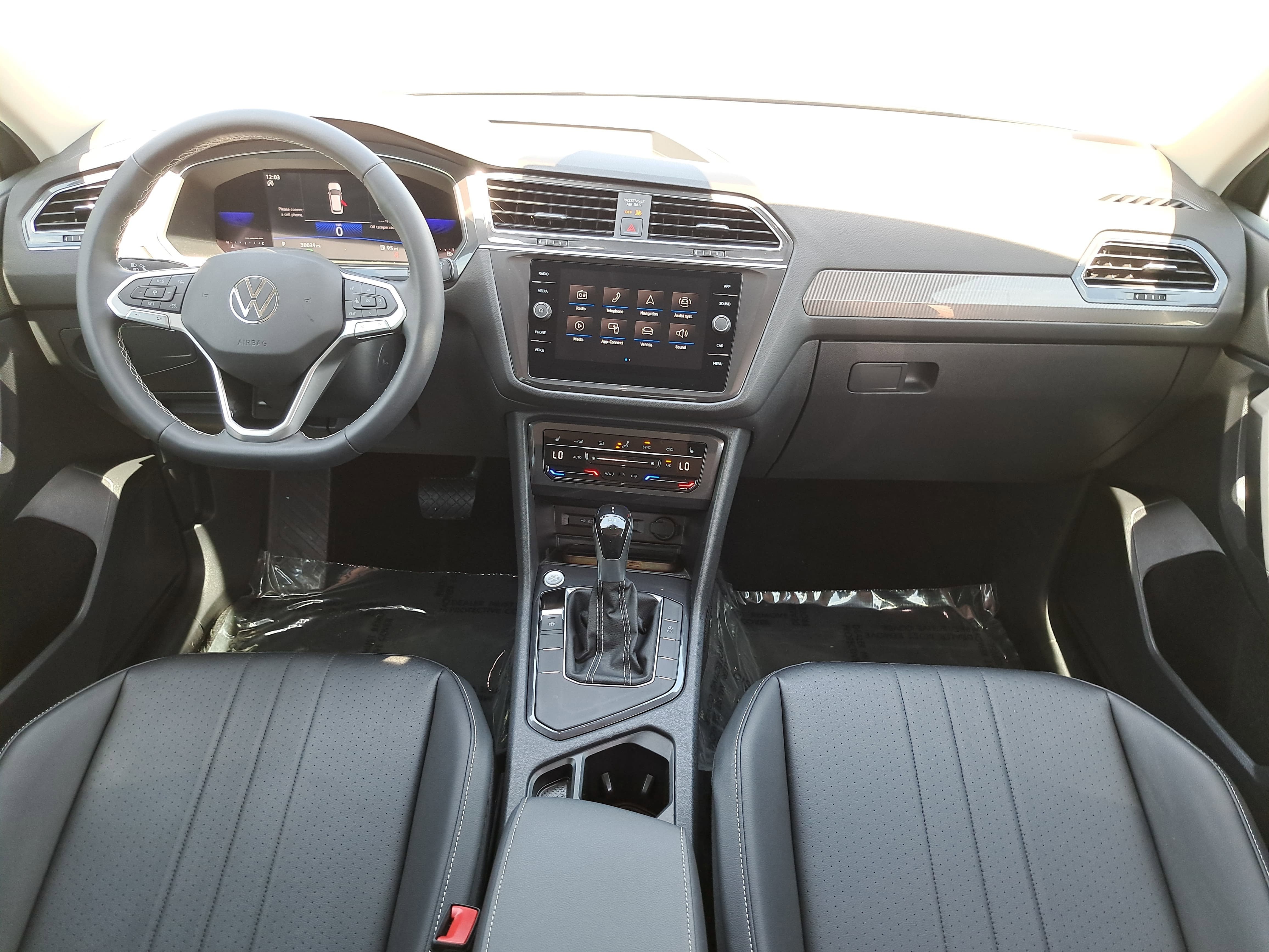 2023 Volkswagen Tiguan SE