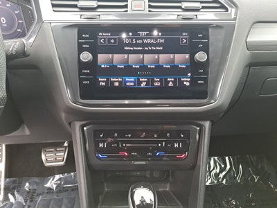 2024 Volkswagen Tiguan SEL R-Line