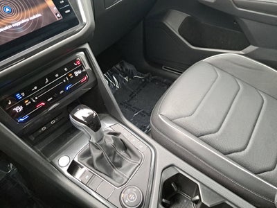 2024 Volkswagen Tiguan SEL R-Line