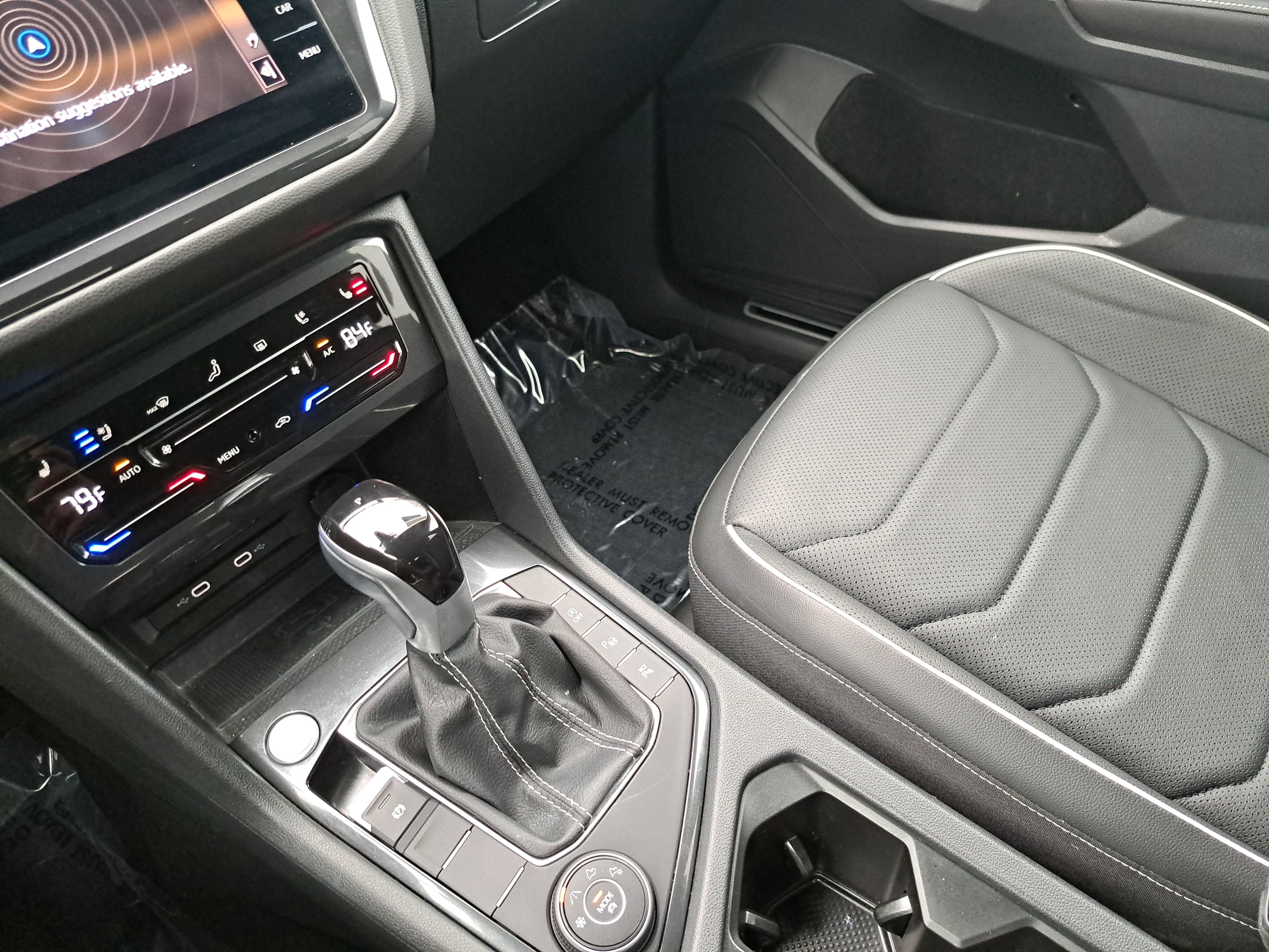 2024 Volkswagen Tiguan SEL R-Line