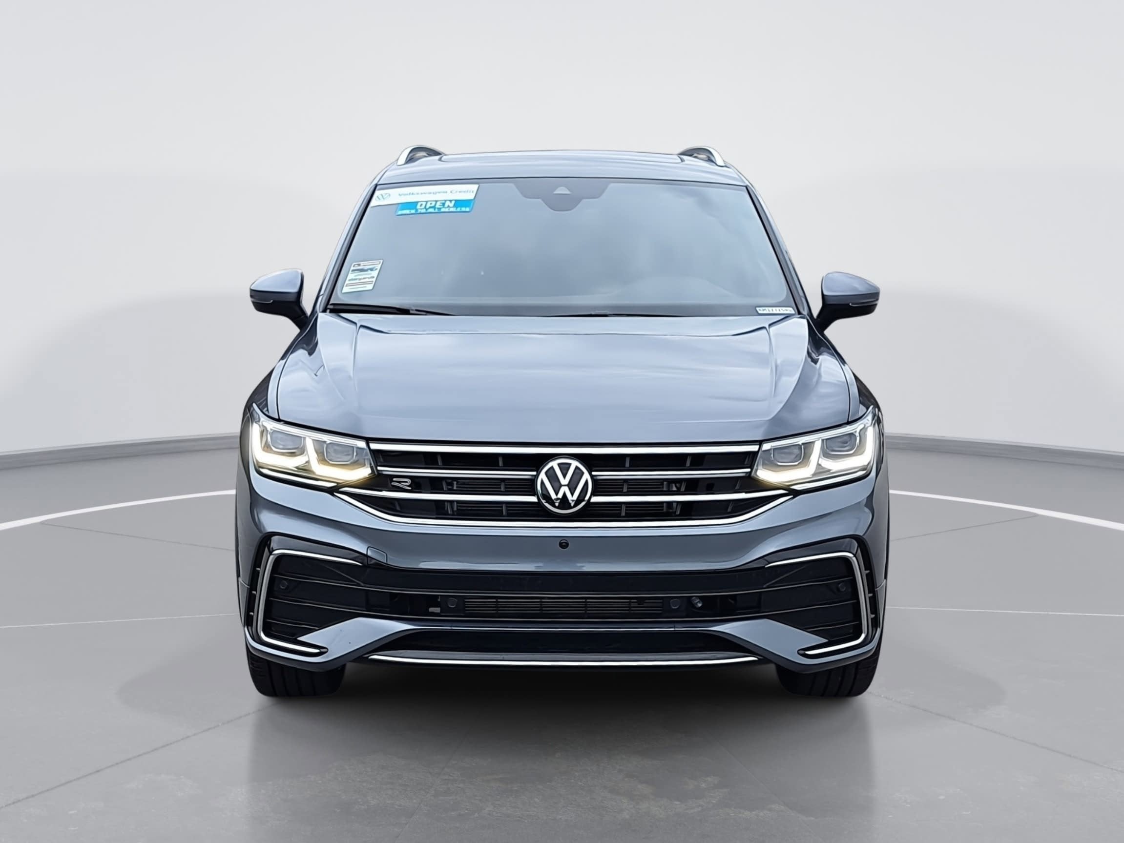 2024 Volkswagen Tiguan SEL R-Line
