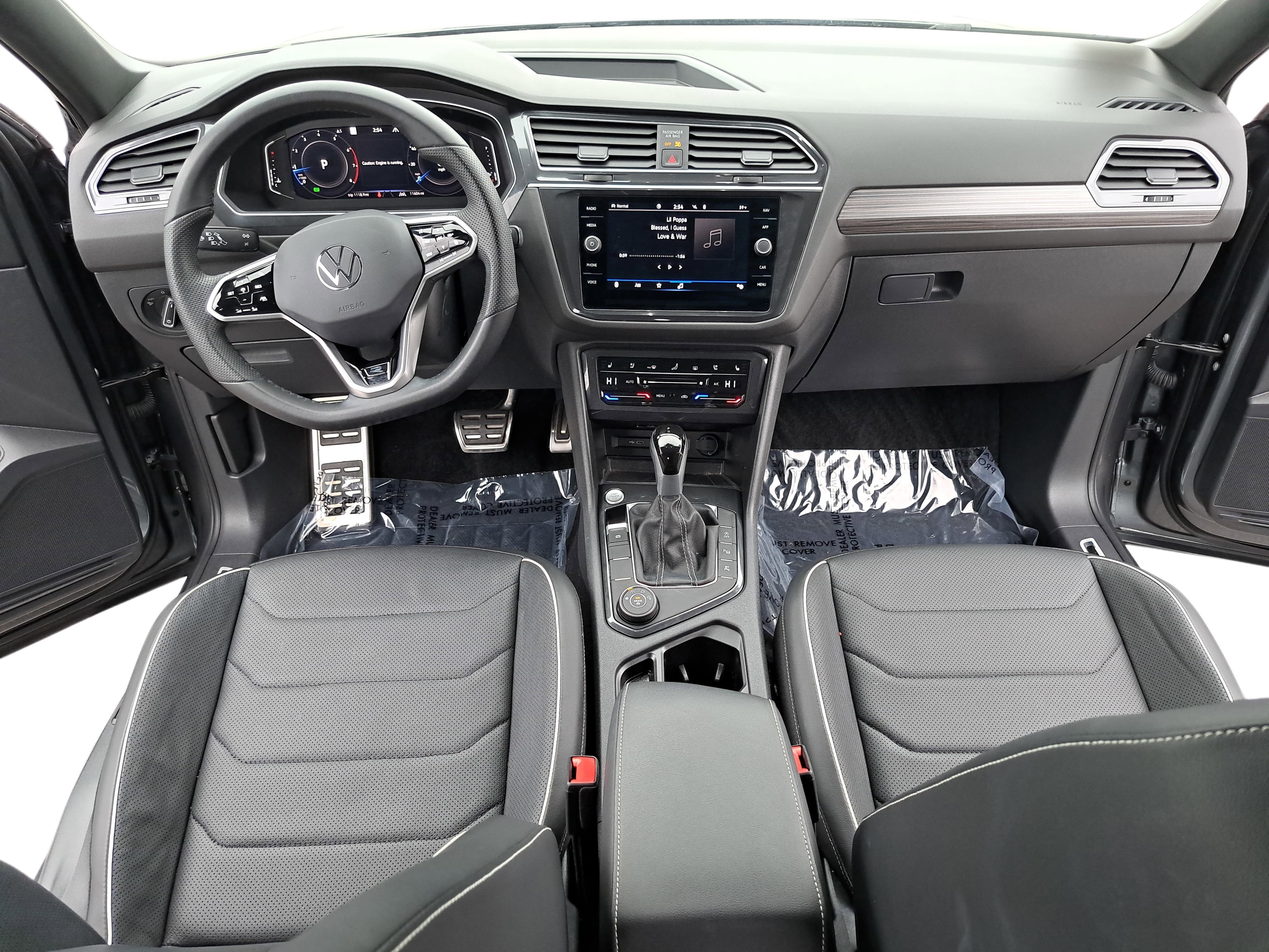 2024 Volkswagen Tiguan SEL R-Line