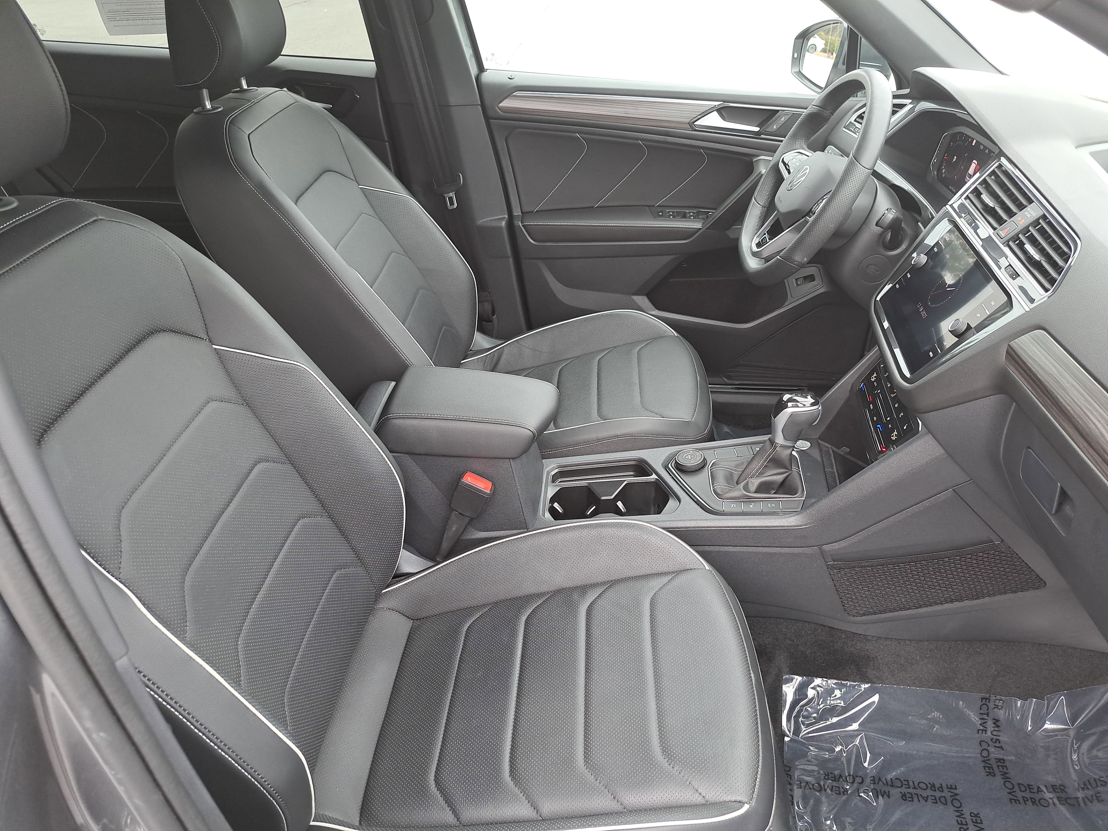 2024 Volkswagen Tiguan SEL R-Line