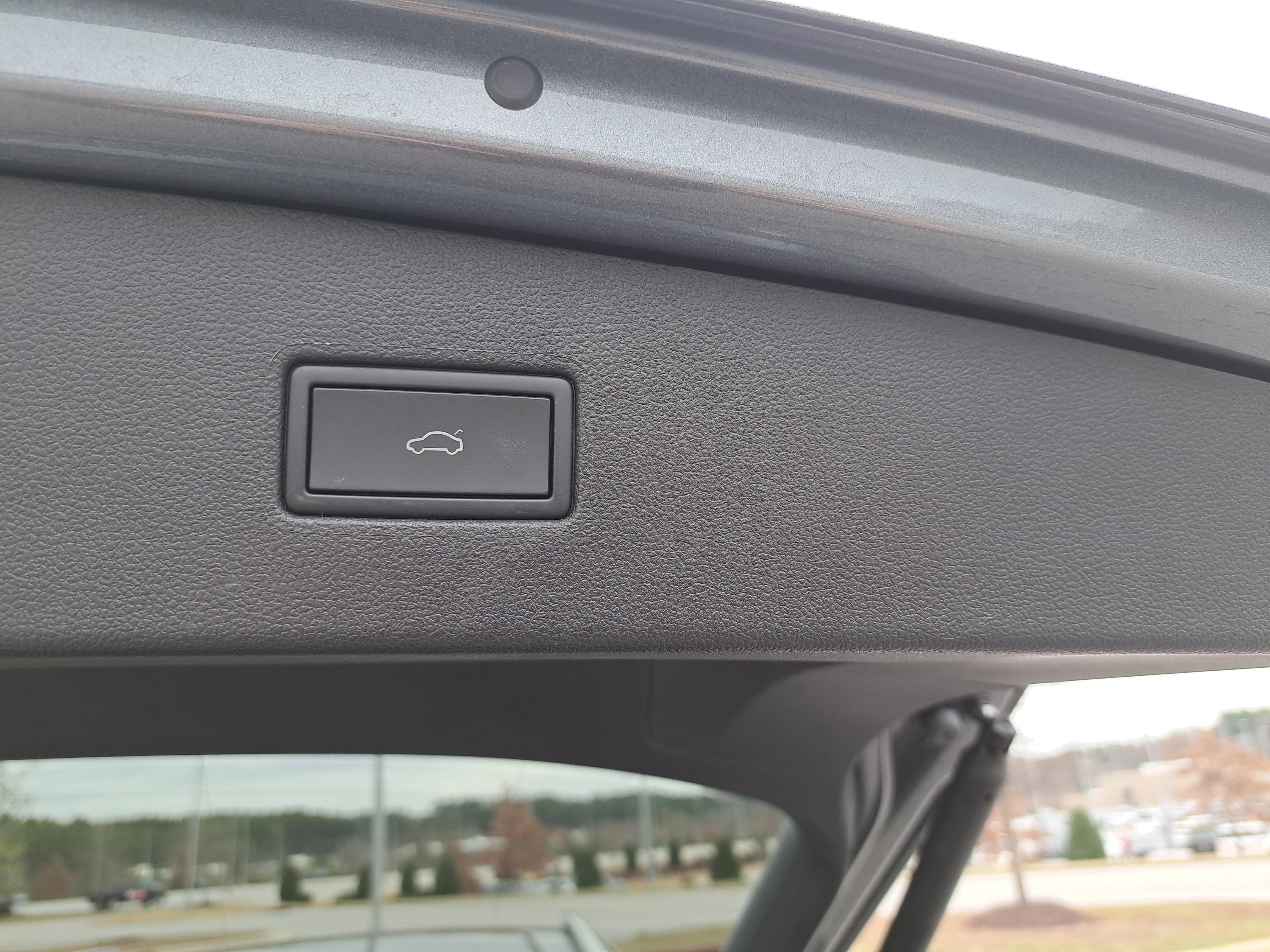 2024 Volkswagen Tiguan SEL R-Line