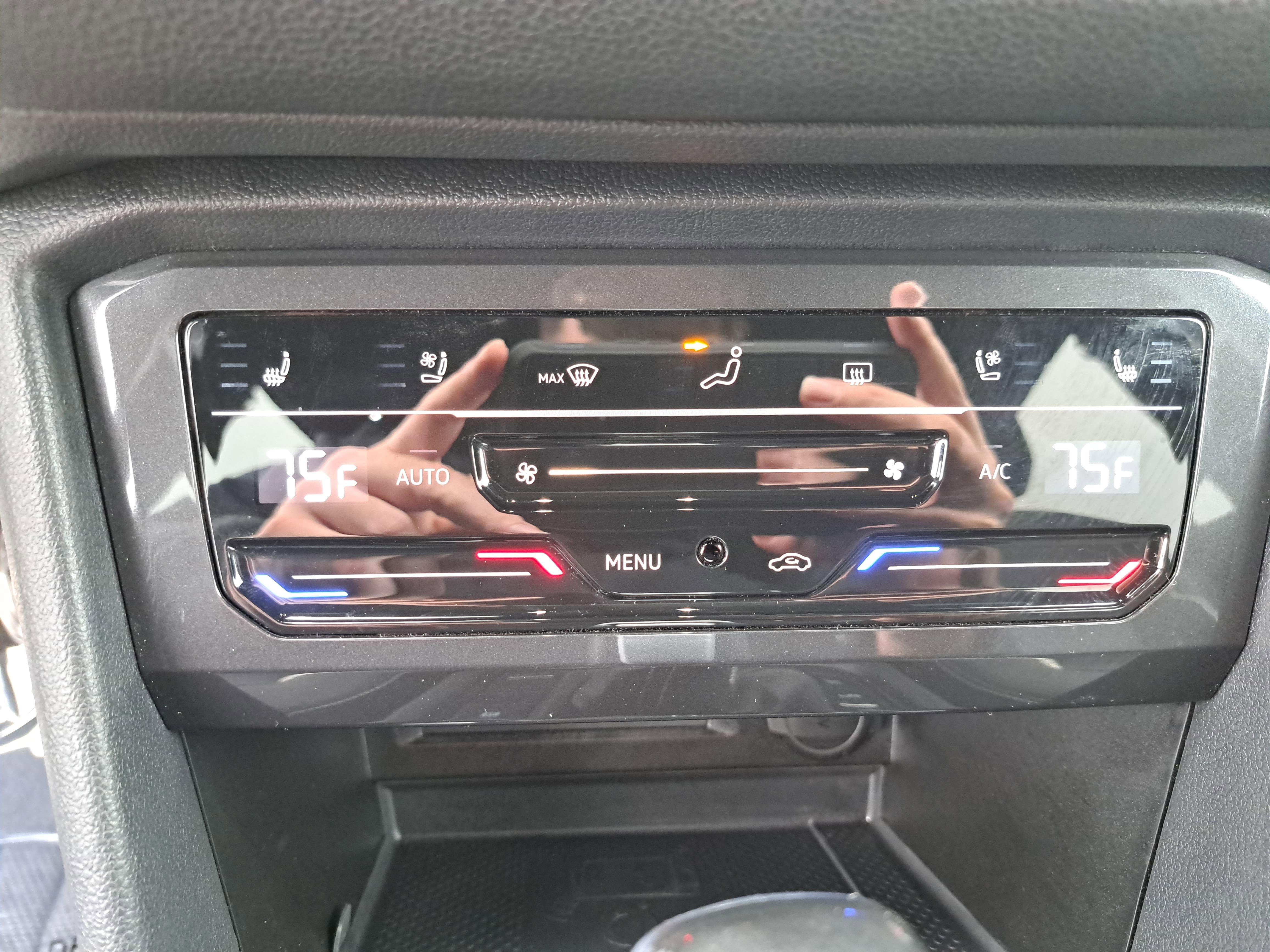 2024 Volkswagen Tiguan SEL R-Line