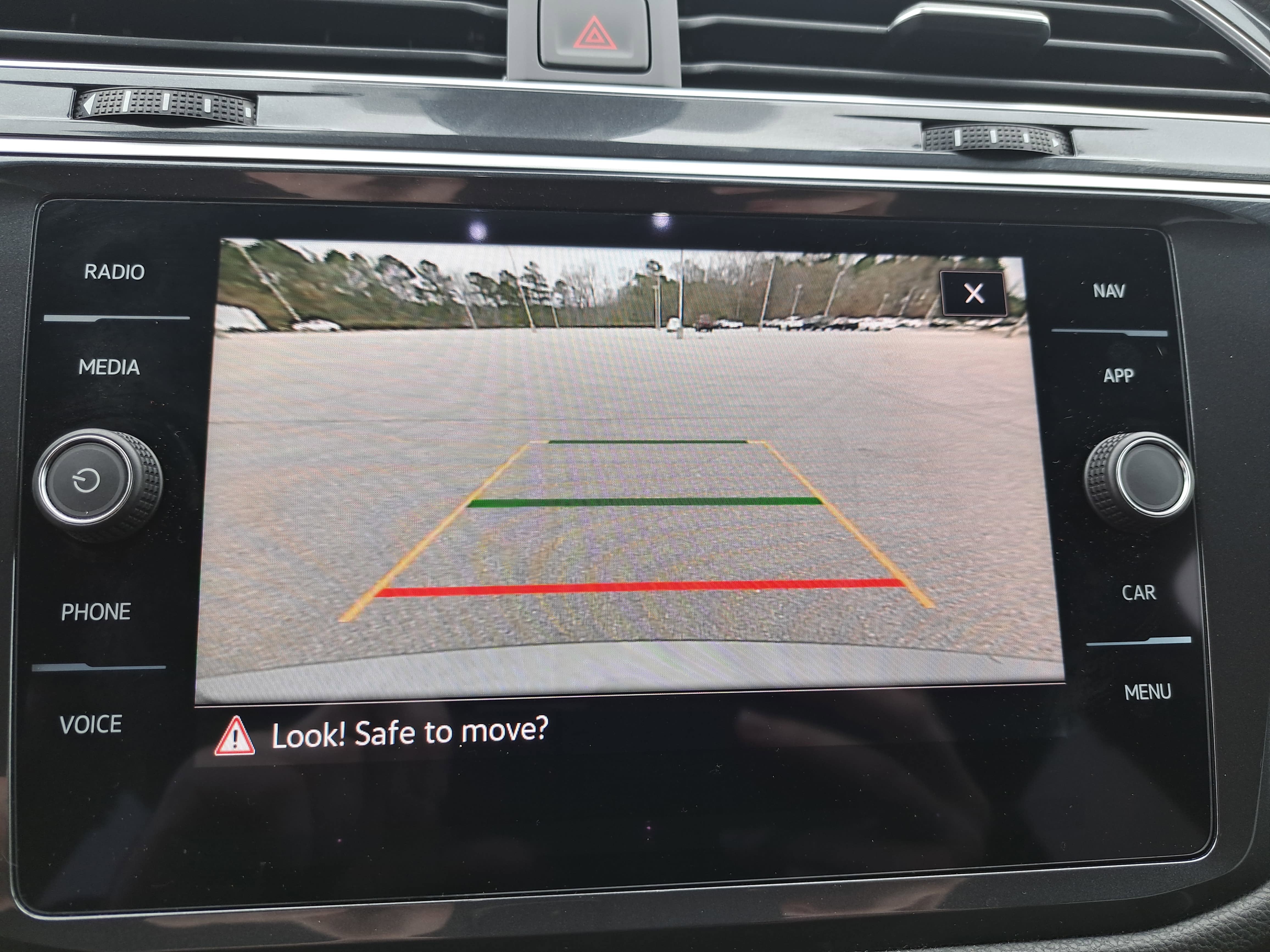 2024 Volkswagen Tiguan SEL R-Line