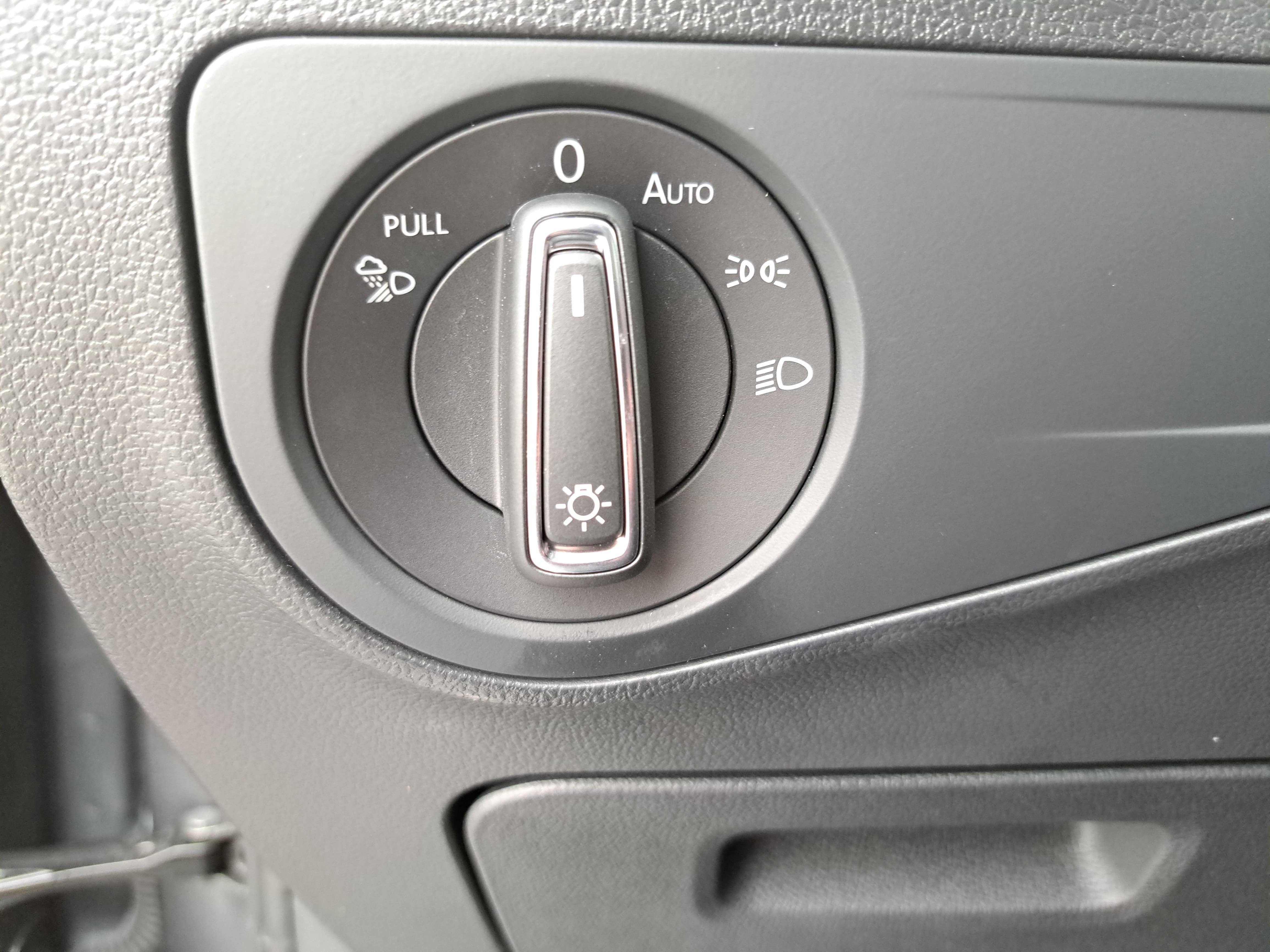 2024 Volkswagen Tiguan SEL R-Line