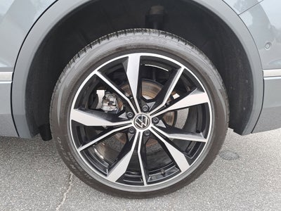 2024 Volkswagen Tiguan SEL R-Line