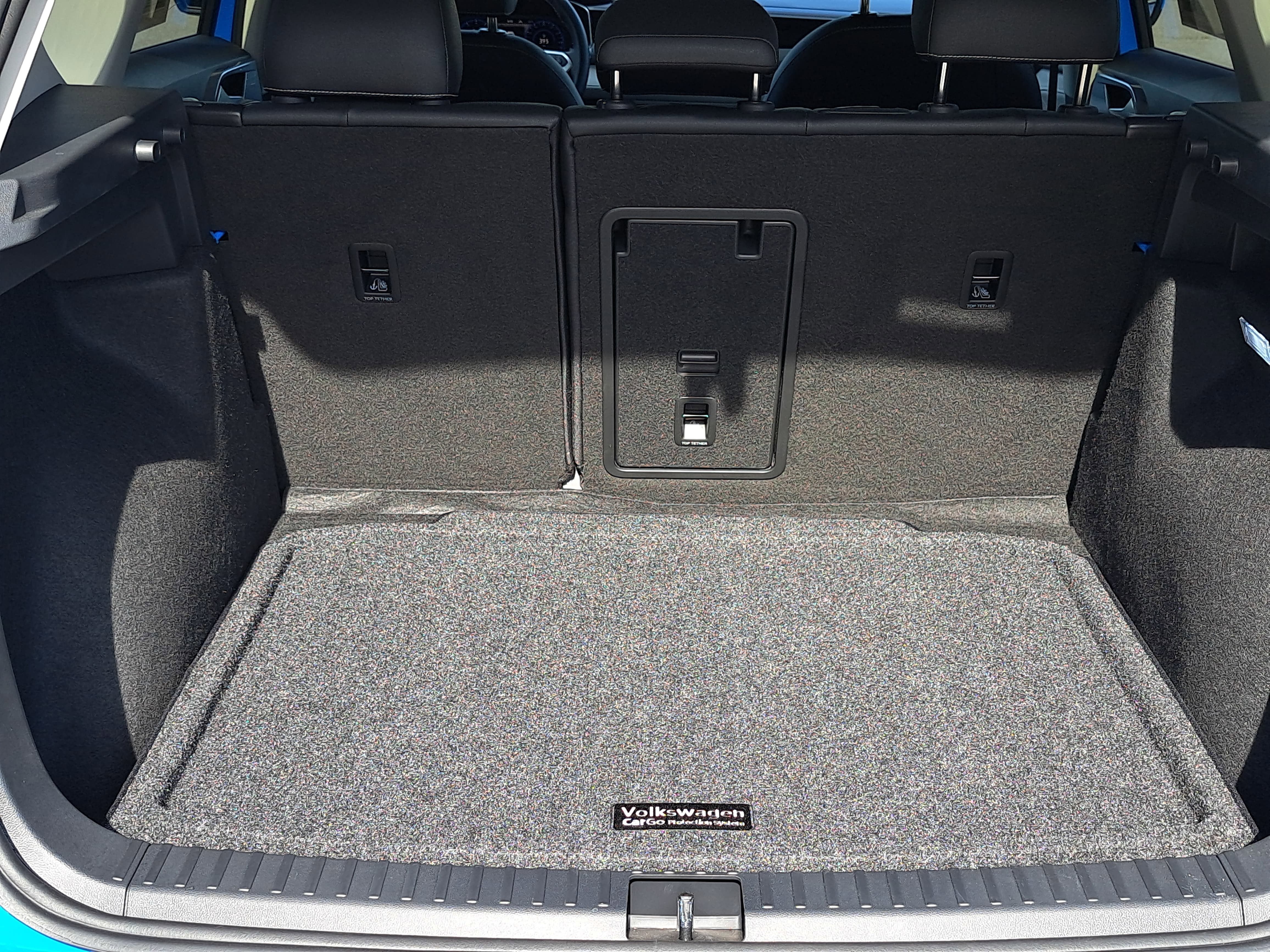 2025 Volkswagen Taos SEL