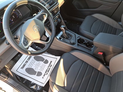 2024 Volkswagen Taos SEL