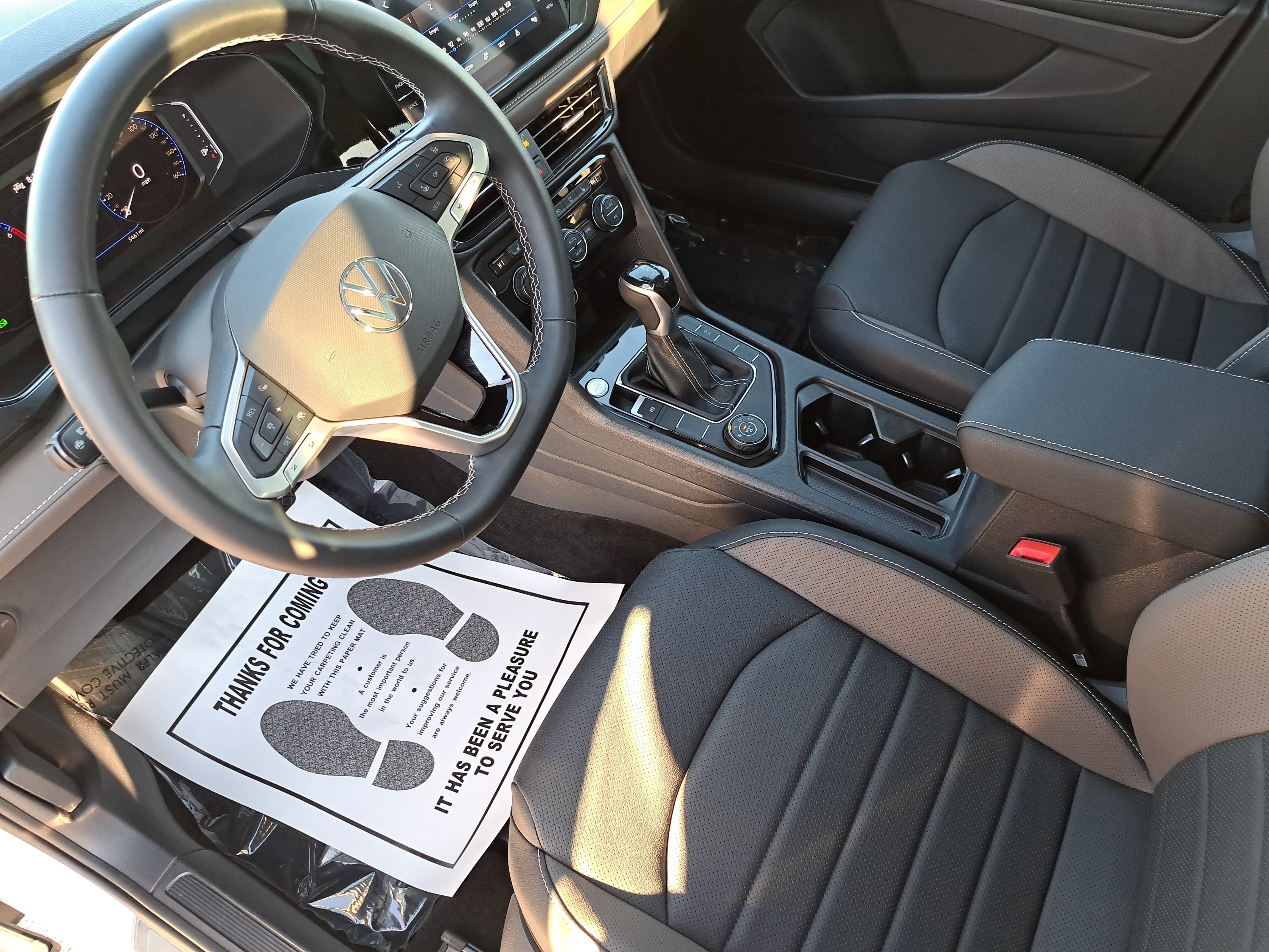 2024 Volkswagen Taos SEL