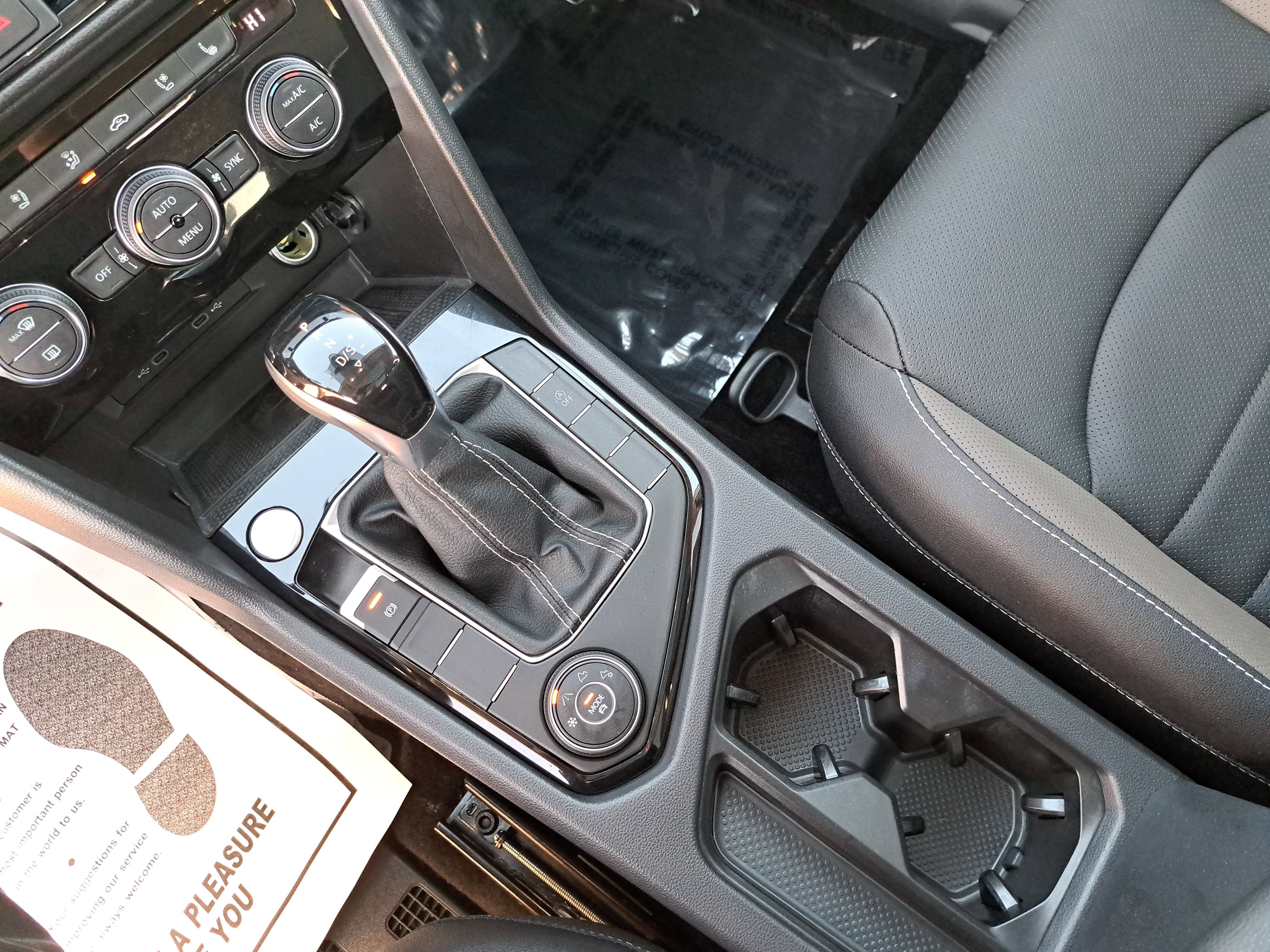 2024 Volkswagen Taos SEL